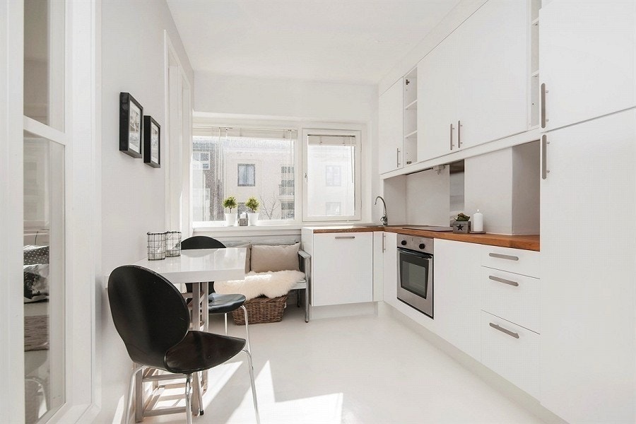 Leiligheten ligger i byggets 5 etasje Galleribilde