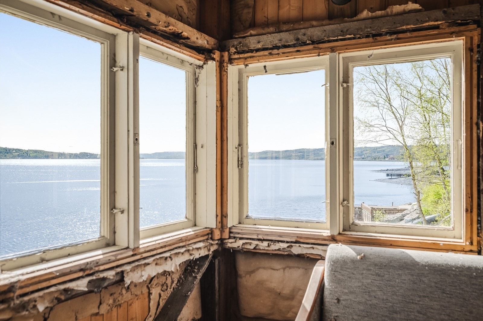Fra hytta får man panorama utsikt. Galleribilde