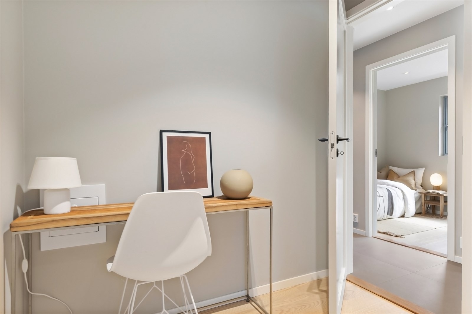 Lyst og luftig soverom. Galleribilde