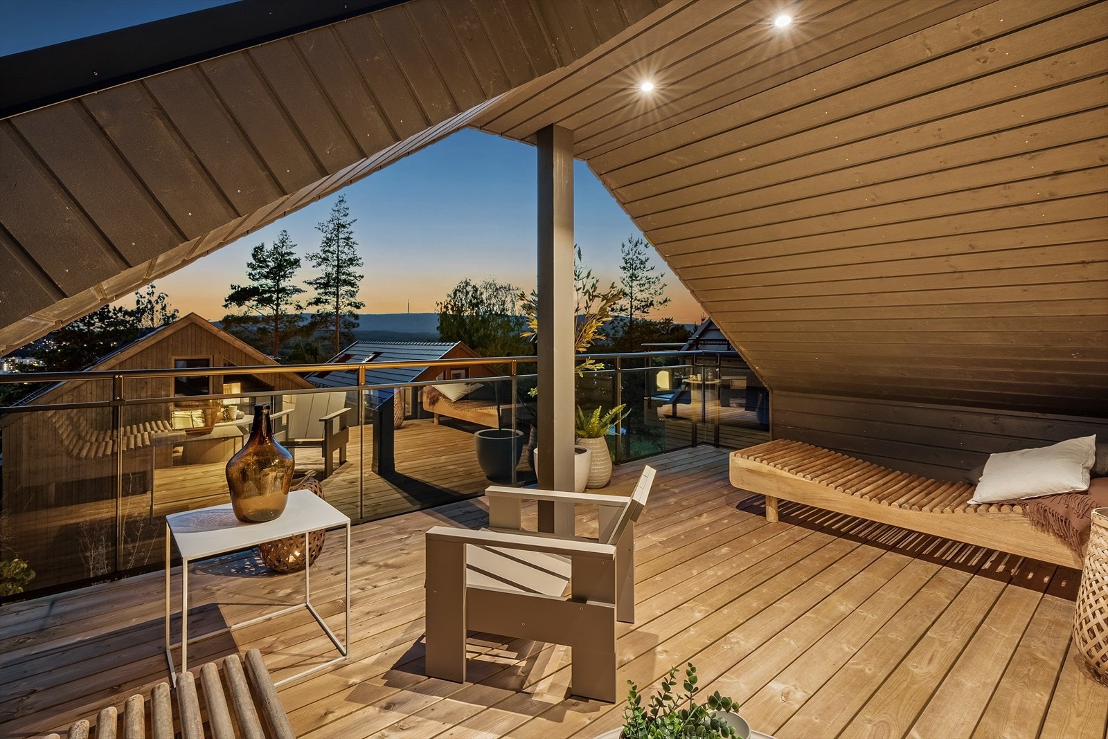 Takterrassen har flere møbleringsmuligheter. Galleribilde