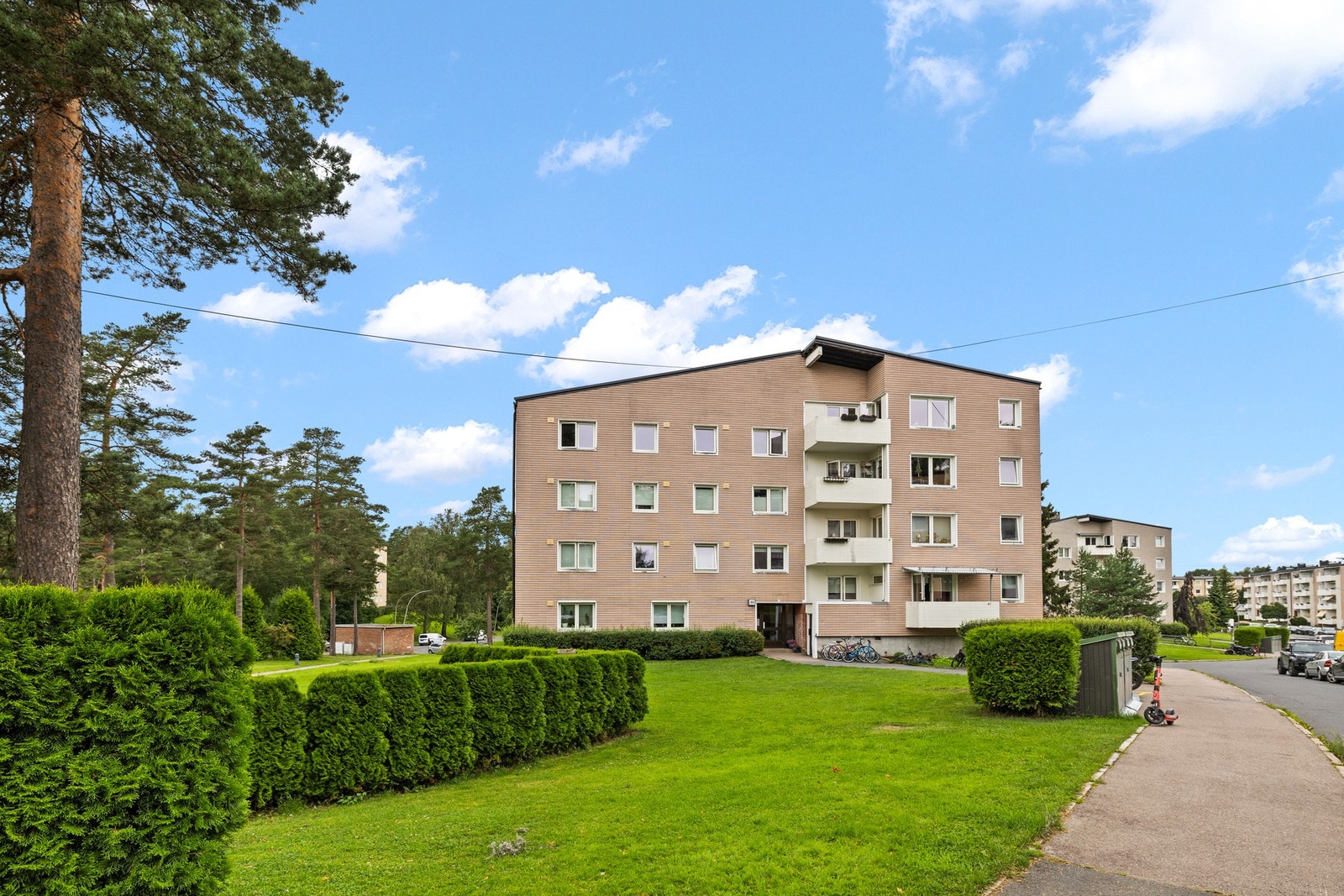 Leiligheten ligger høyt og fritt på toppen. Galleribilde