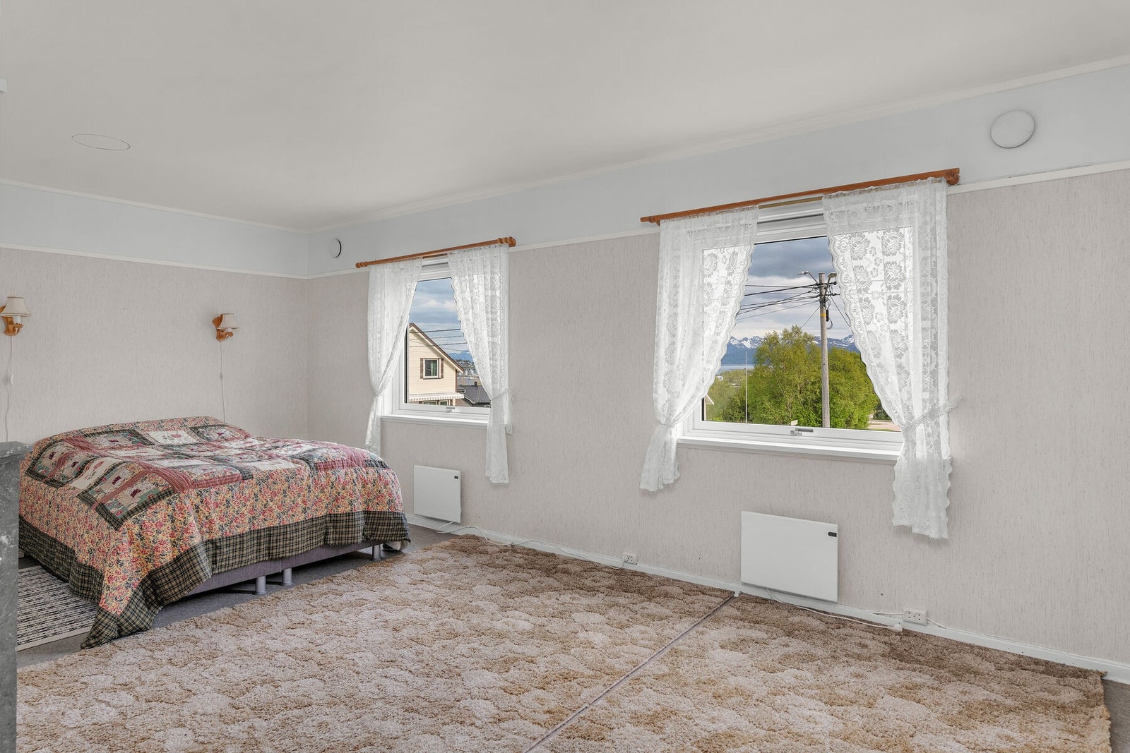 Stue/soverom Galleribilde