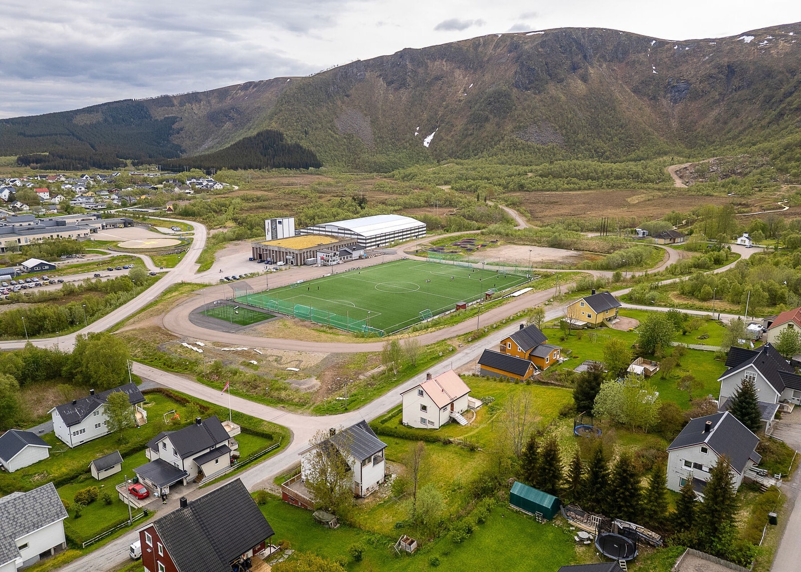 Eiendommen sett fra lufta Galleribilde