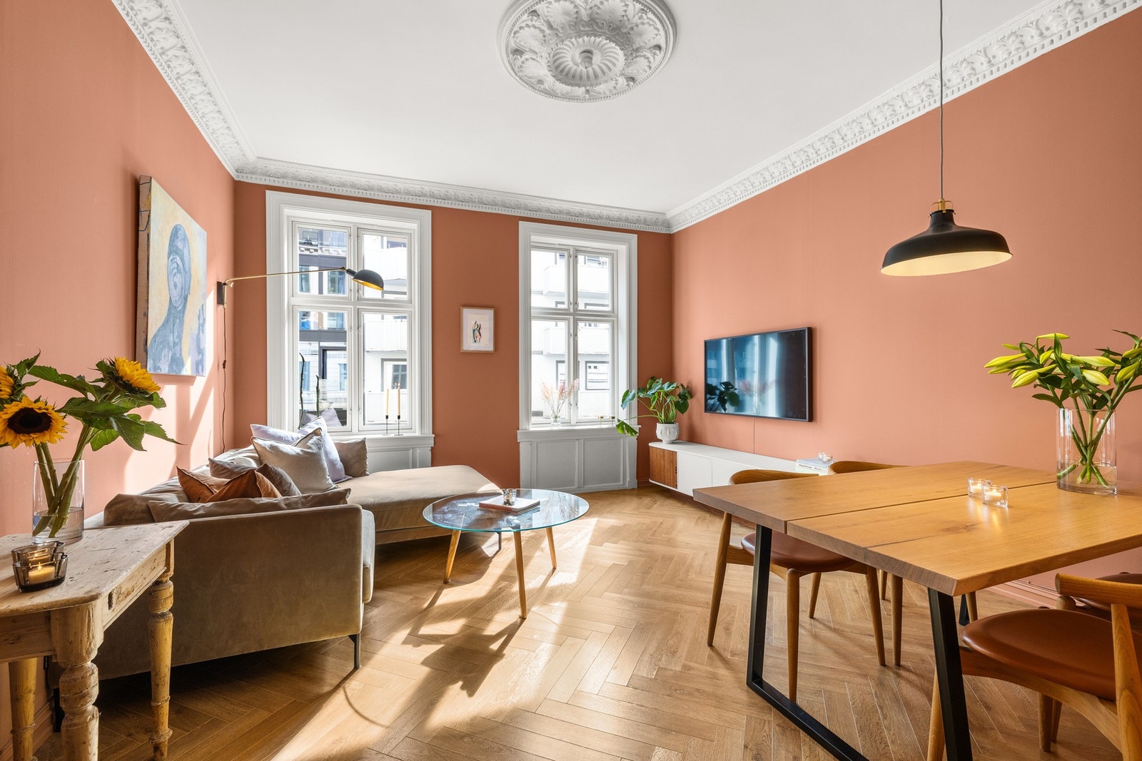 Fossveien 16A presenteres av EIE Eiendomsmegling ved Synne Eide Lunde. Galleribilde