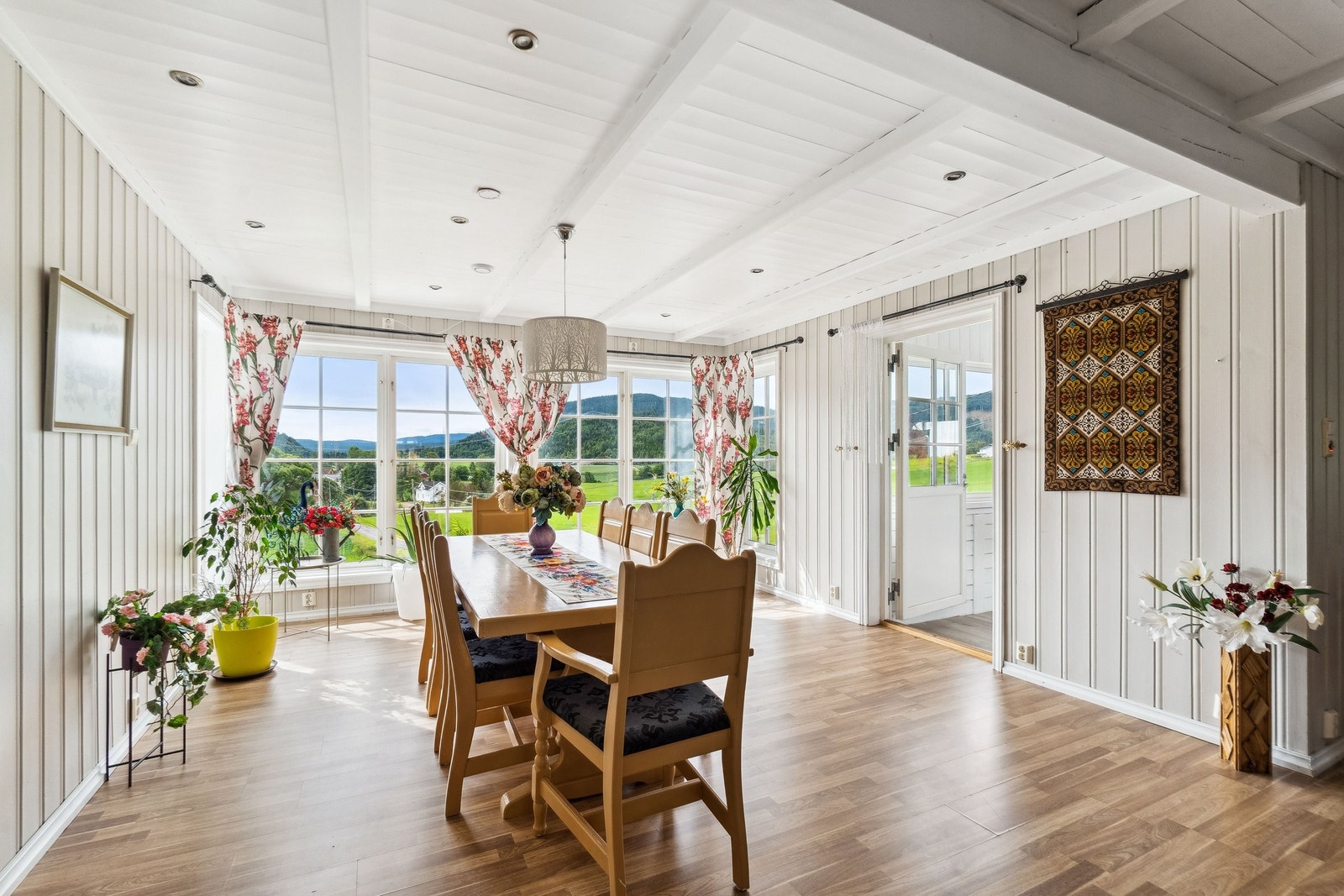 Stue 1 etg Galleribilde