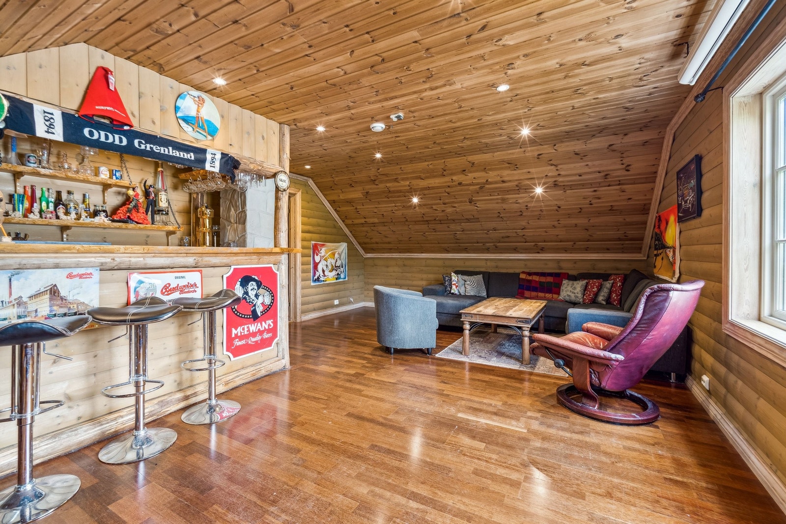 Stue 2 etg Galleribilde