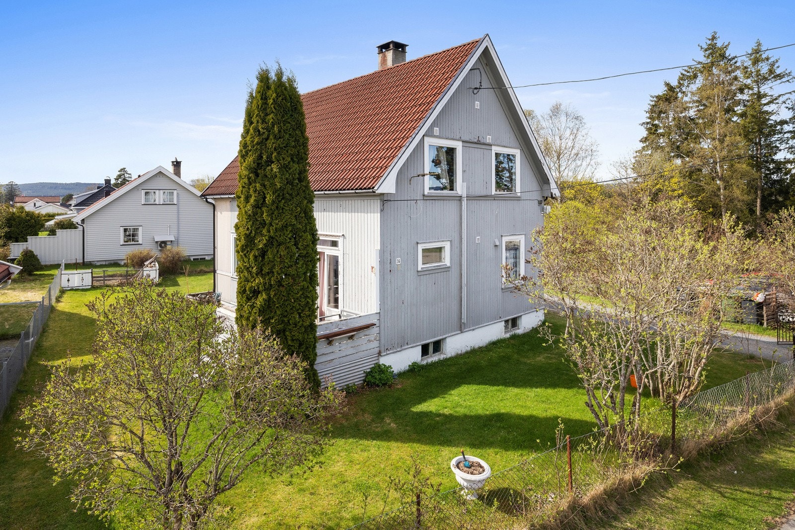 En hyggelig og innholdsrik hel tomannbolig beliggende i et ettertraktet og barnevennlig boligområde Galleribilde