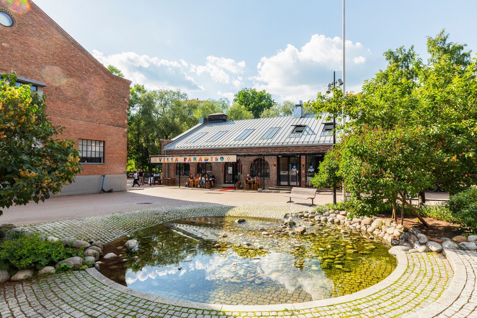 Leiligheten har et glimrende utgangspunkt for den tur- og treningsglade, innendørs som utendørs, sommer som vinter. Galleribilde