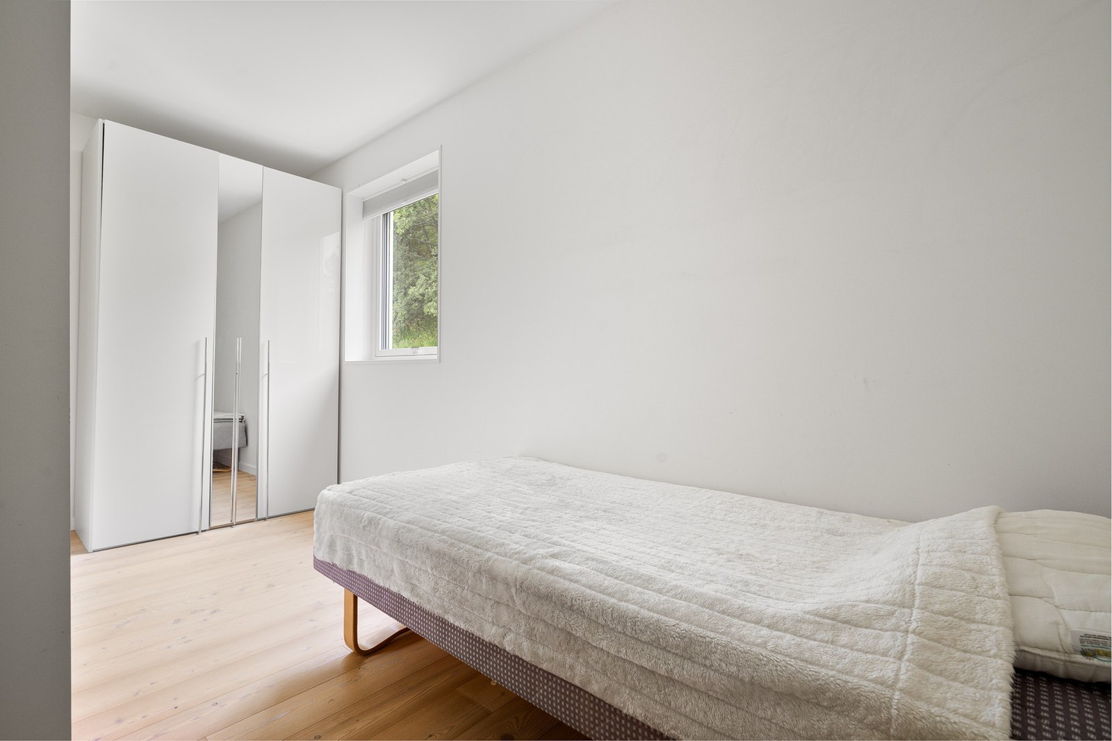 Soverom nr 2 Galleribilde