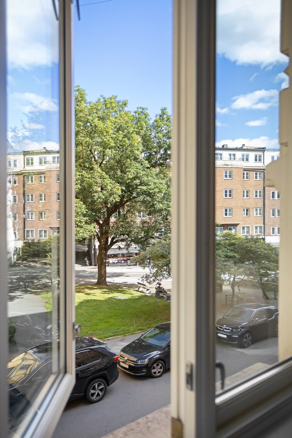 Leiligheten har en meget attraktiv beliggenhet mellom Bislett og Adamstuen. Galleribilde