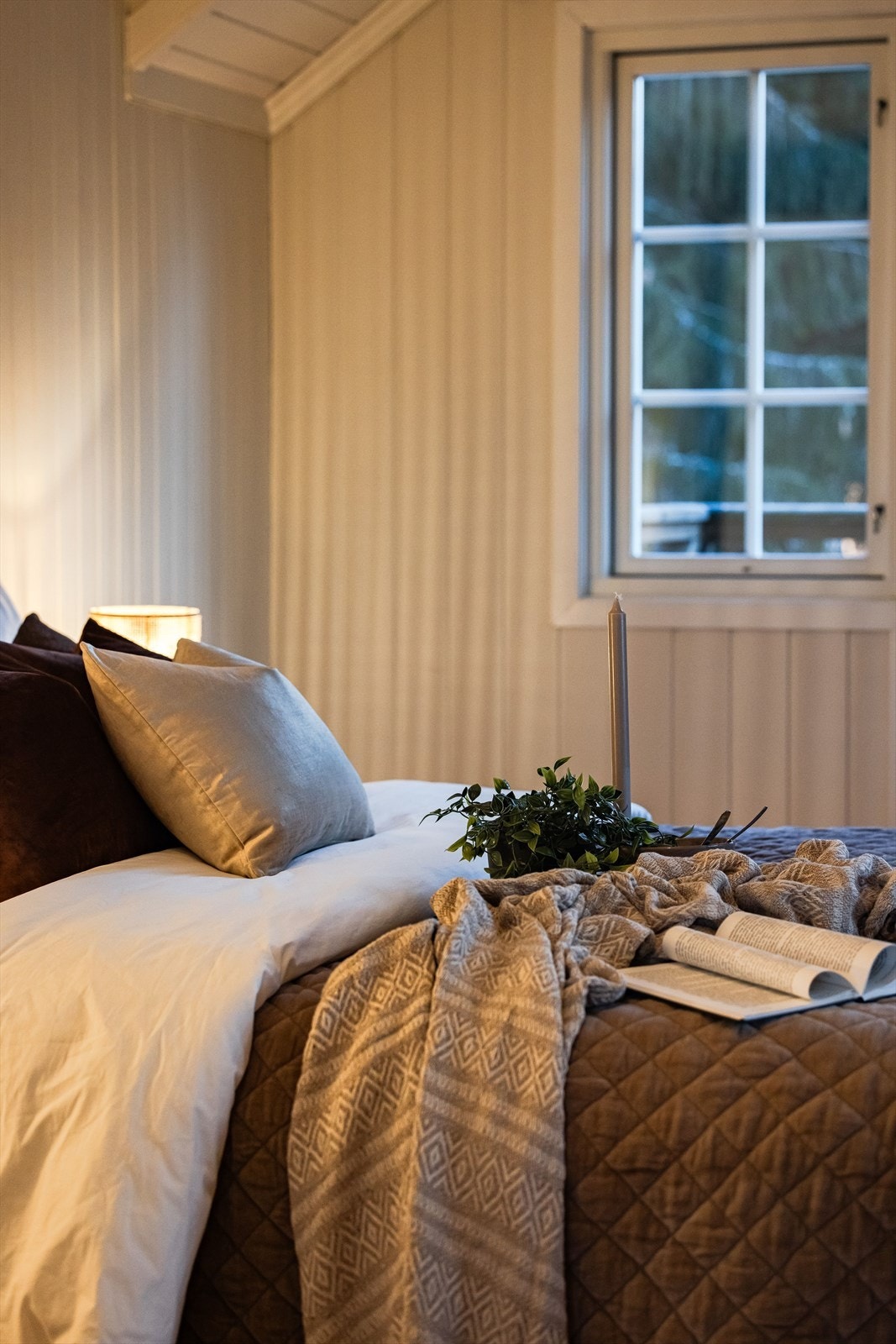 Boligen inneholder totalt 4 soverom som alle er plassert i 2. etasje. Galleribilde