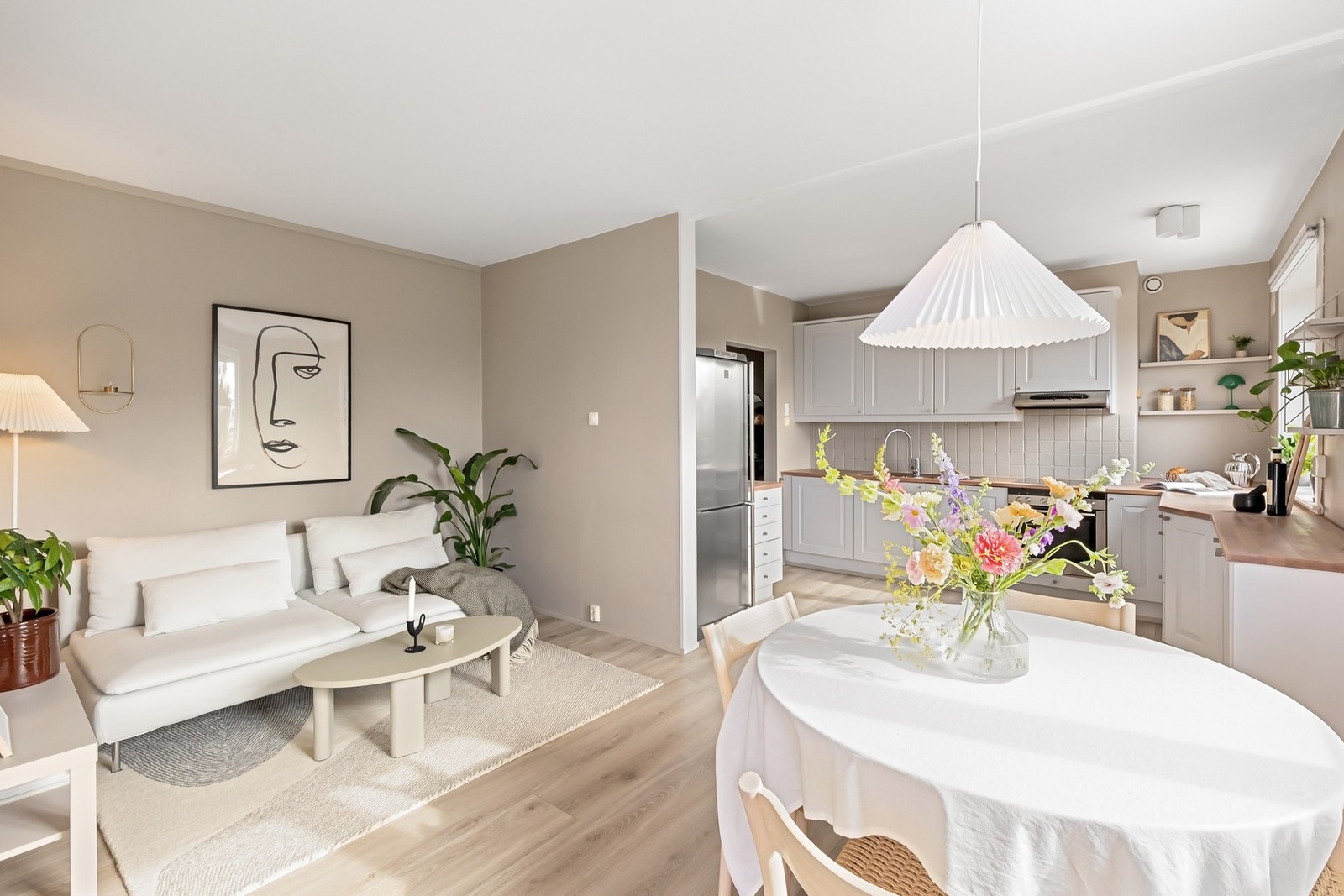 En lys og innbydende 3-roms leilighet med attraktiv beliggenhet på Torshov! Galleribilde