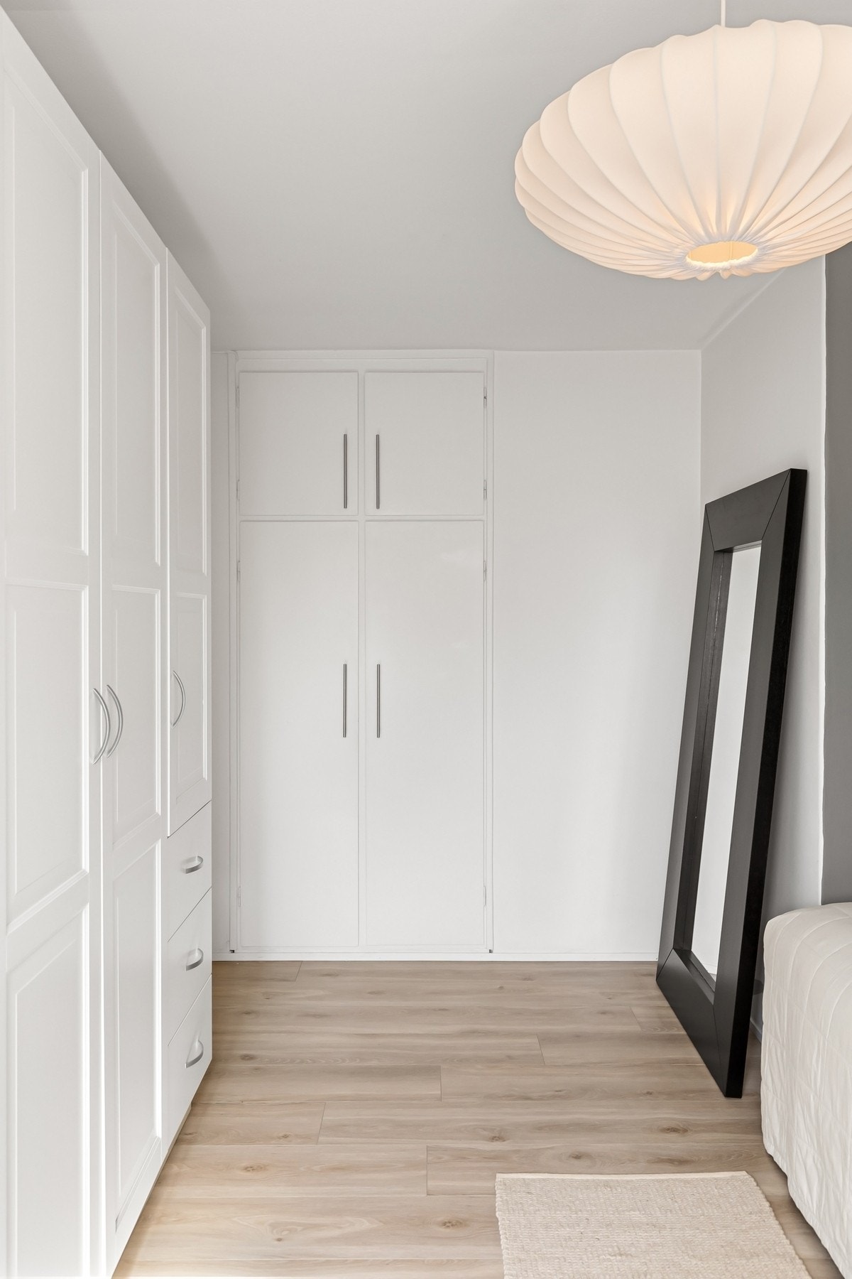 Mye skap og garderobeplass! Galleribilde