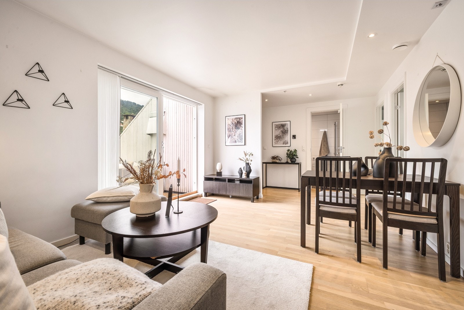 - Både bredbånd (Bergen Fiber) og grunnpakke kabel-tv er inkludert i fellesutgiftene - Galleribilde