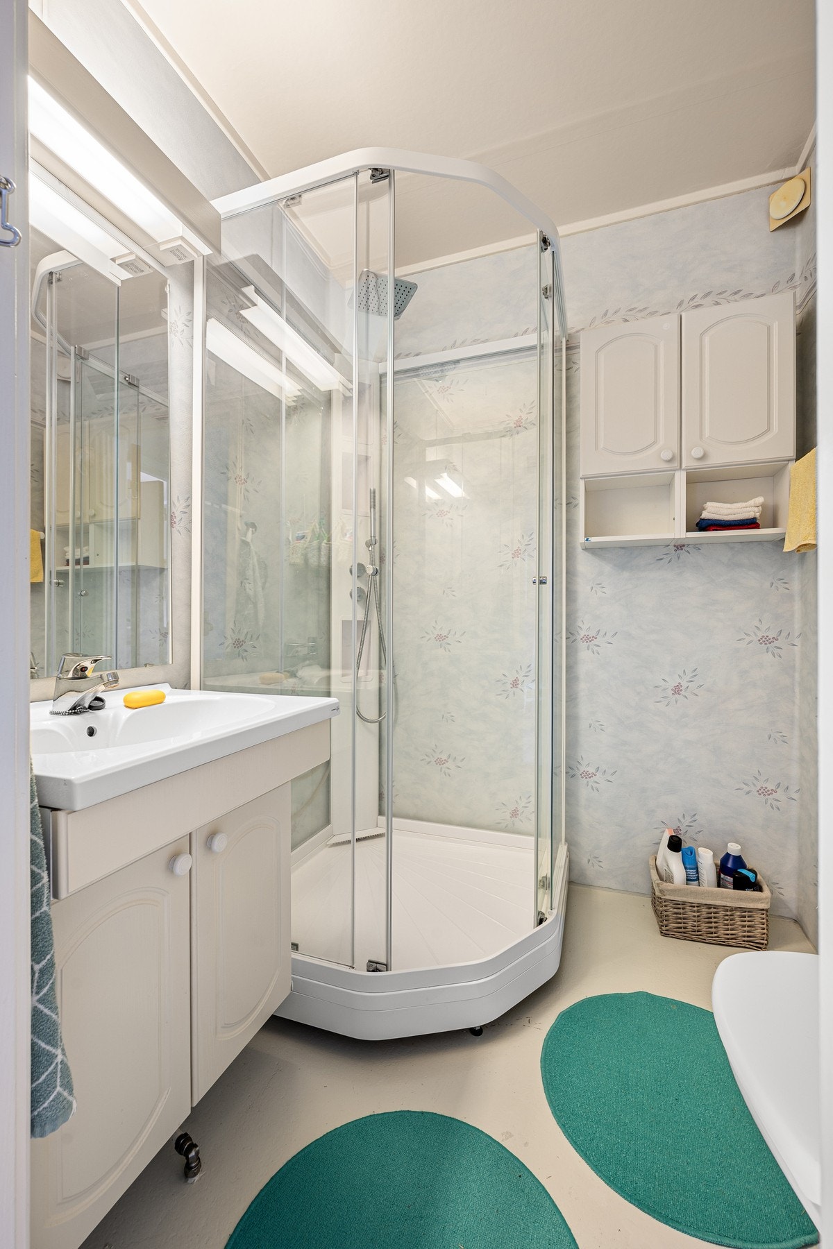 Bad - dusjkabinett nytt i 2021 Galleribilde