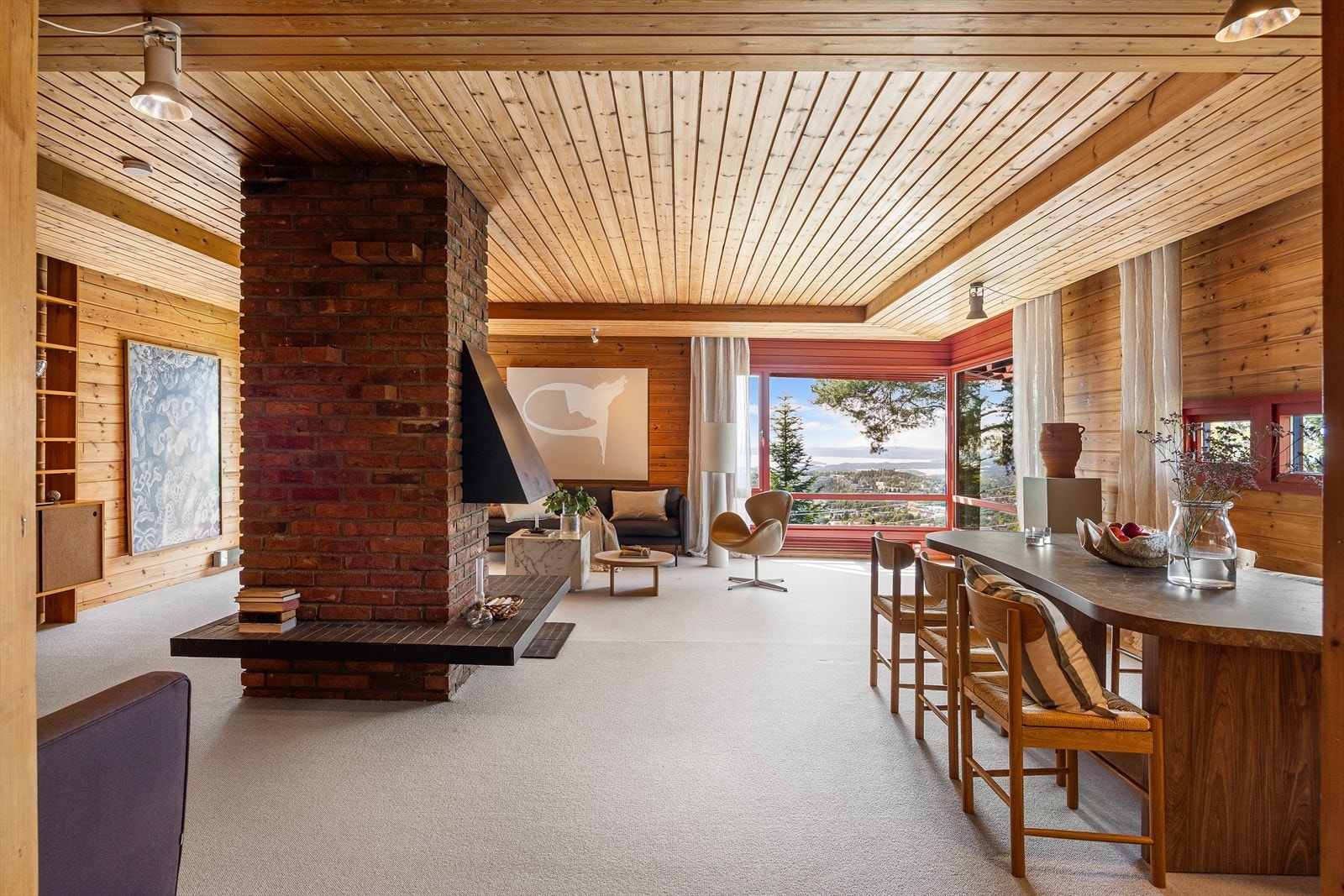 En fantastisk stue med god plass til møblering. Galleribilde