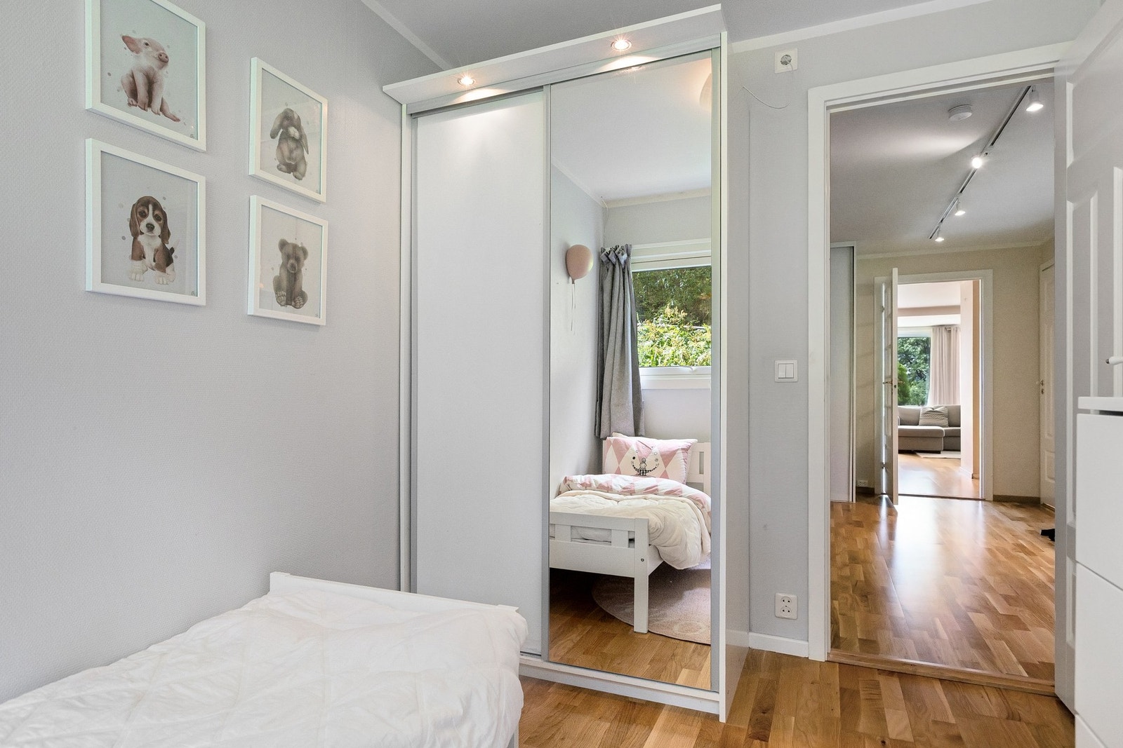 Rommet vil fungere perfekt som barne- eller gjesterom. Galleribilde