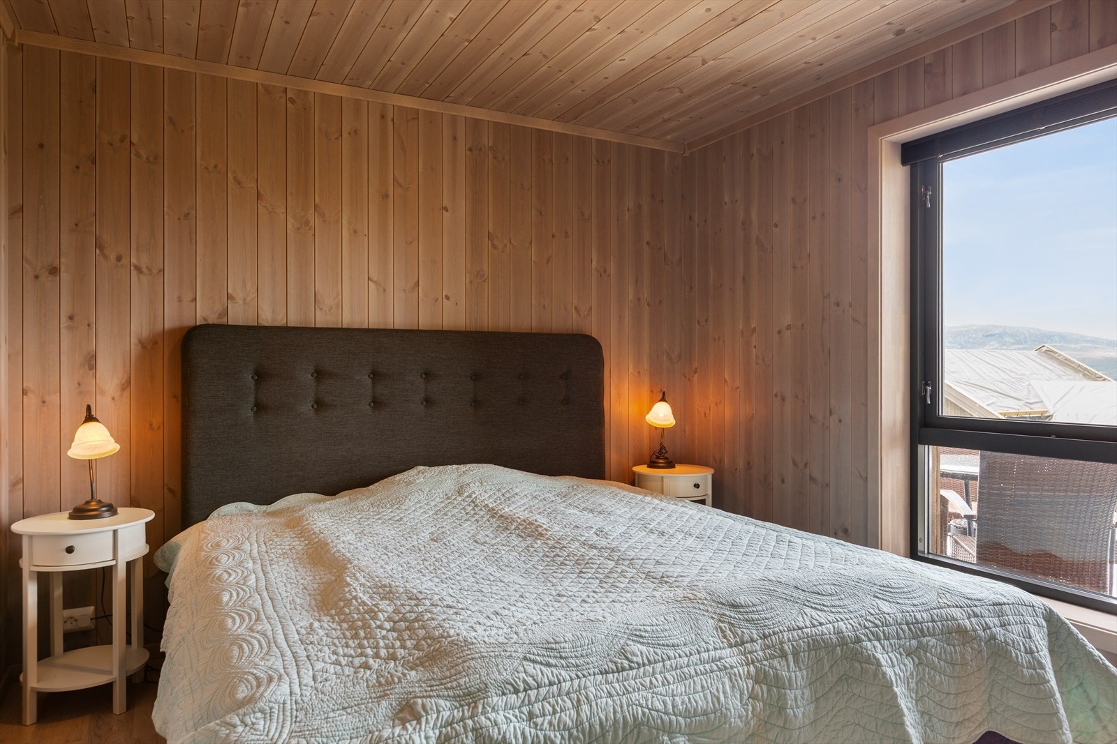 Soverom 1 med dobbeltseng. Galleribilde