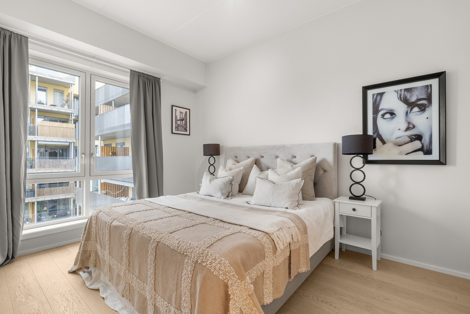 Leiligheten har videre to gode soverom, begge av fin størrelse. Galleribilde