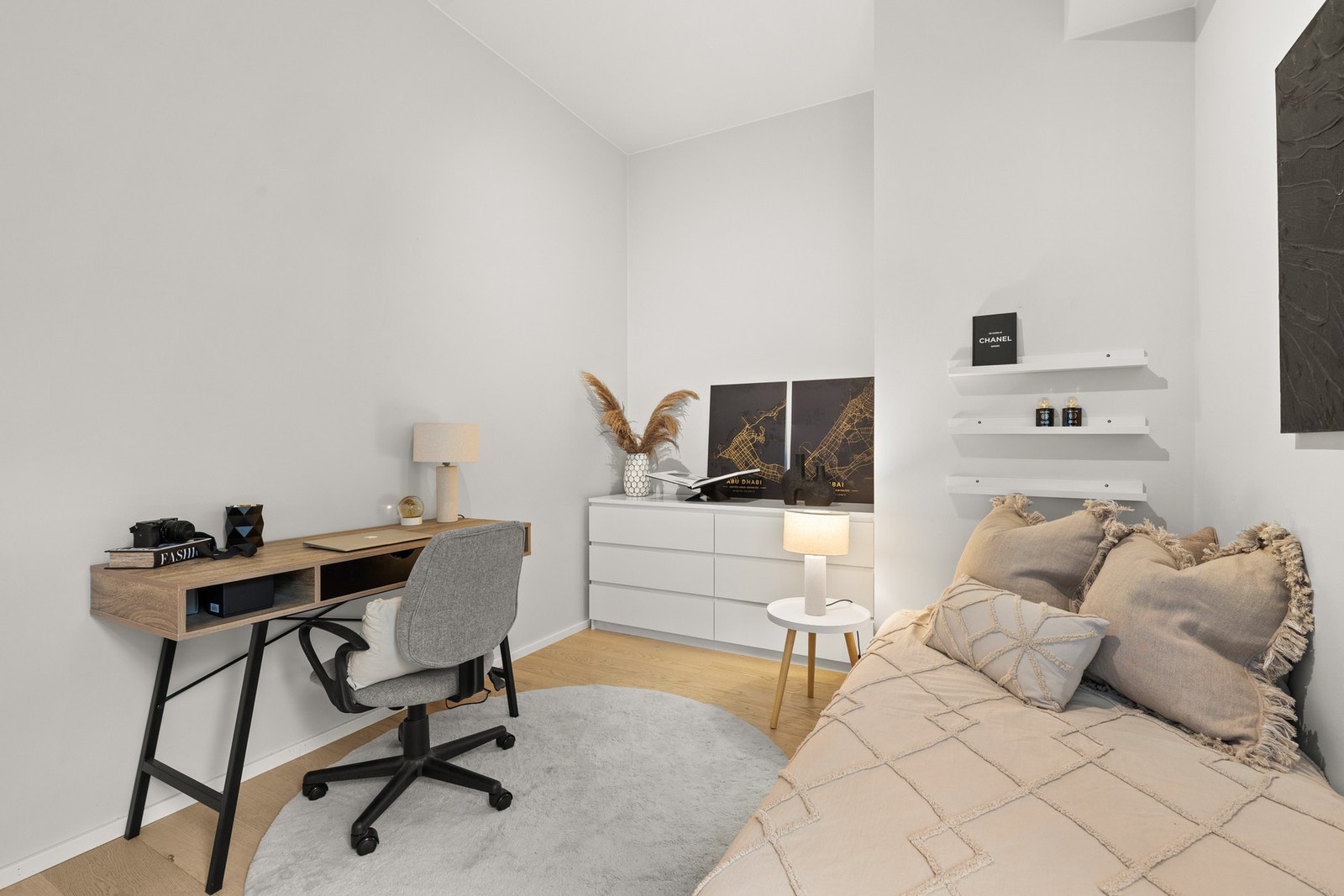 Egner seg utmerket som barnerom, gjestesoverom eller kontor - alt etter hva man behøver. Galleribilde
