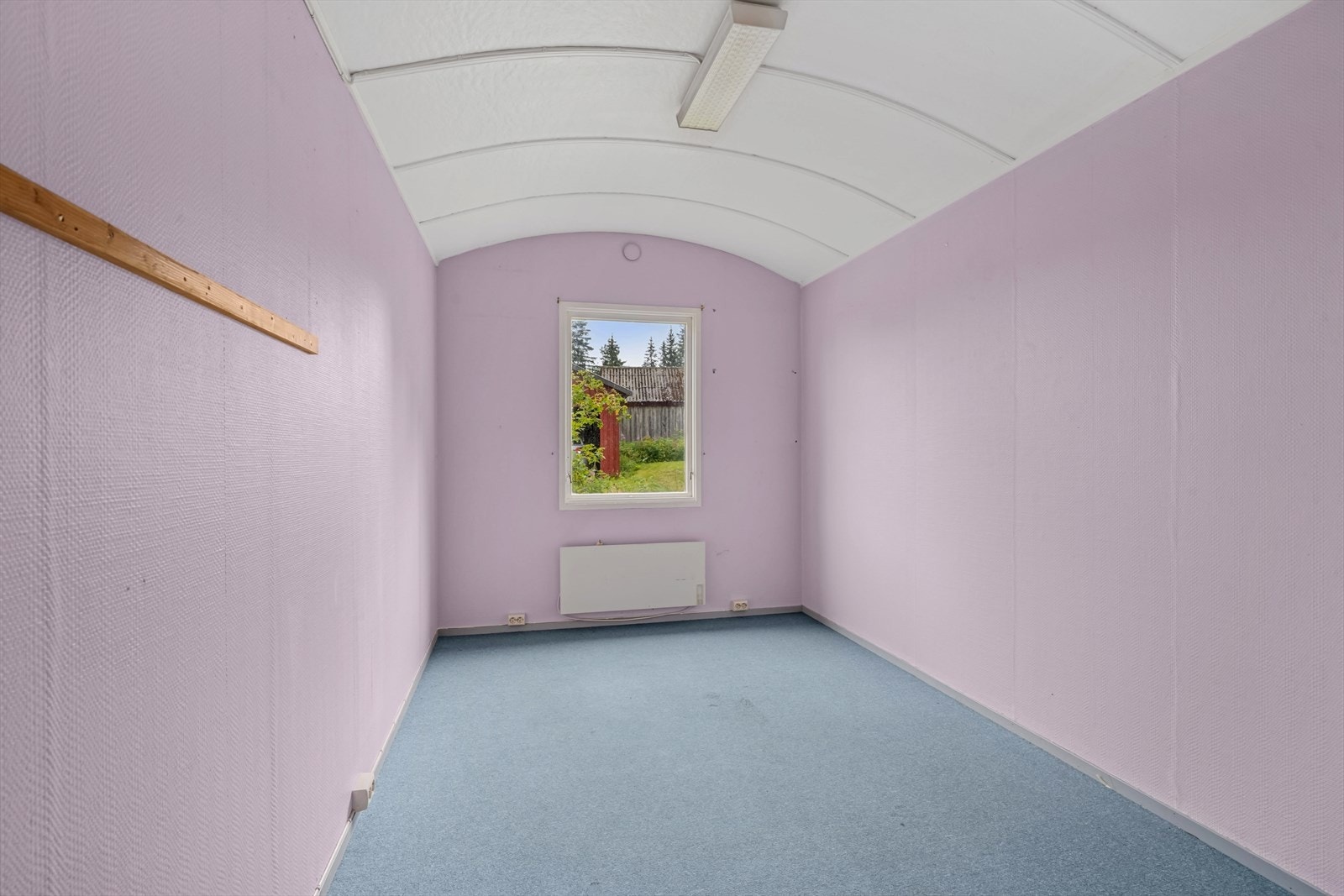 Annekset består av to Moelvenbrakker som er satt sammen. Galleribilde