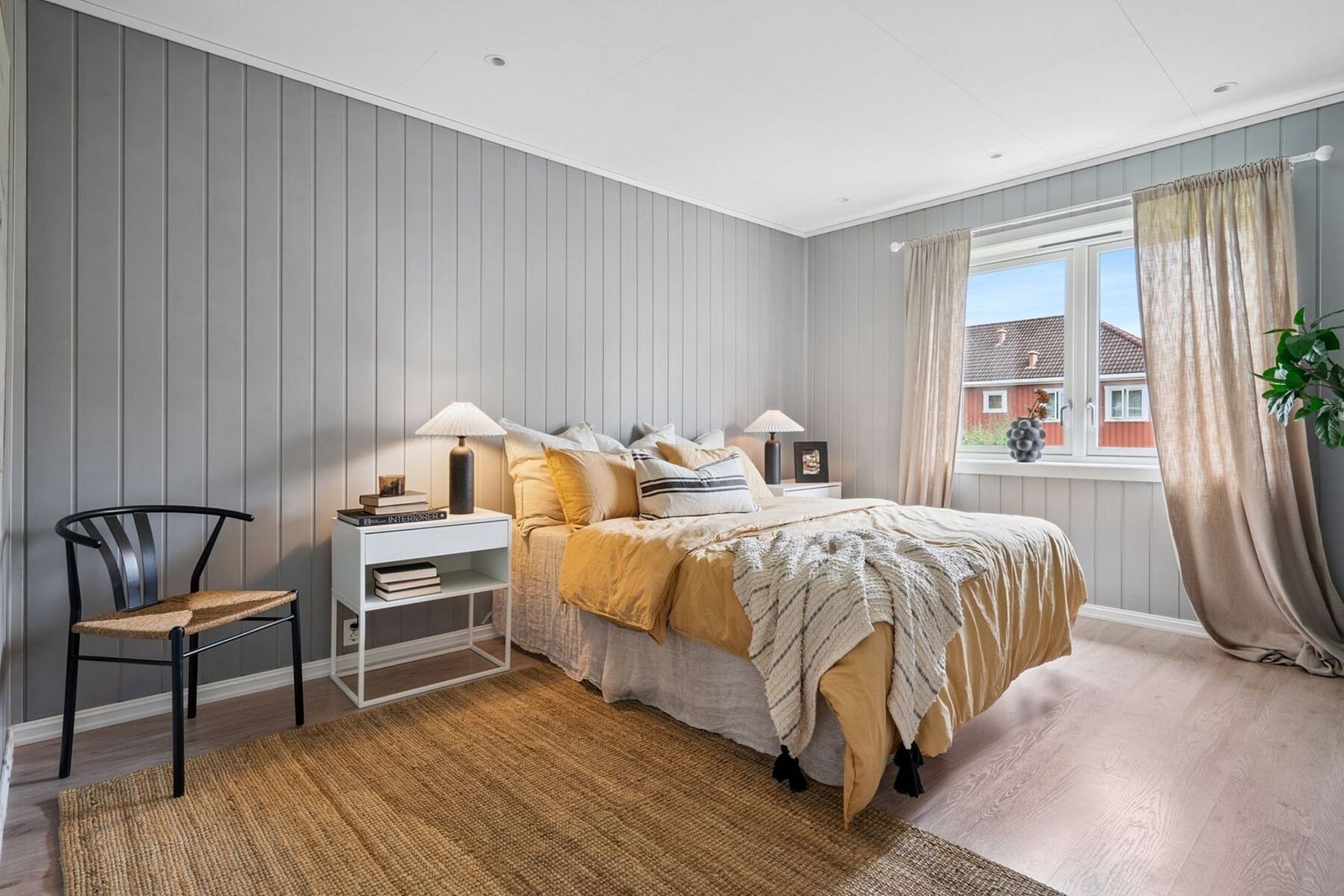 Boligen har to soverom på hhv. 14,5 og 7,5 kvm. Galleribilde