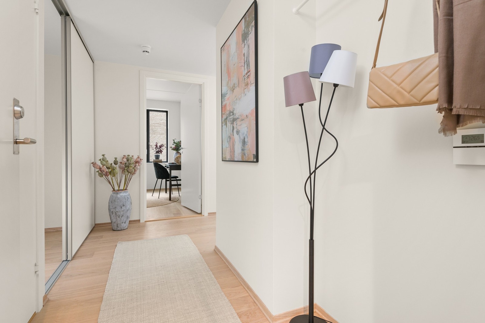 Balansert ventilasjon. Bilde lånt fra stylet og tilsvarende leilighet etasjen over. Galleribilde