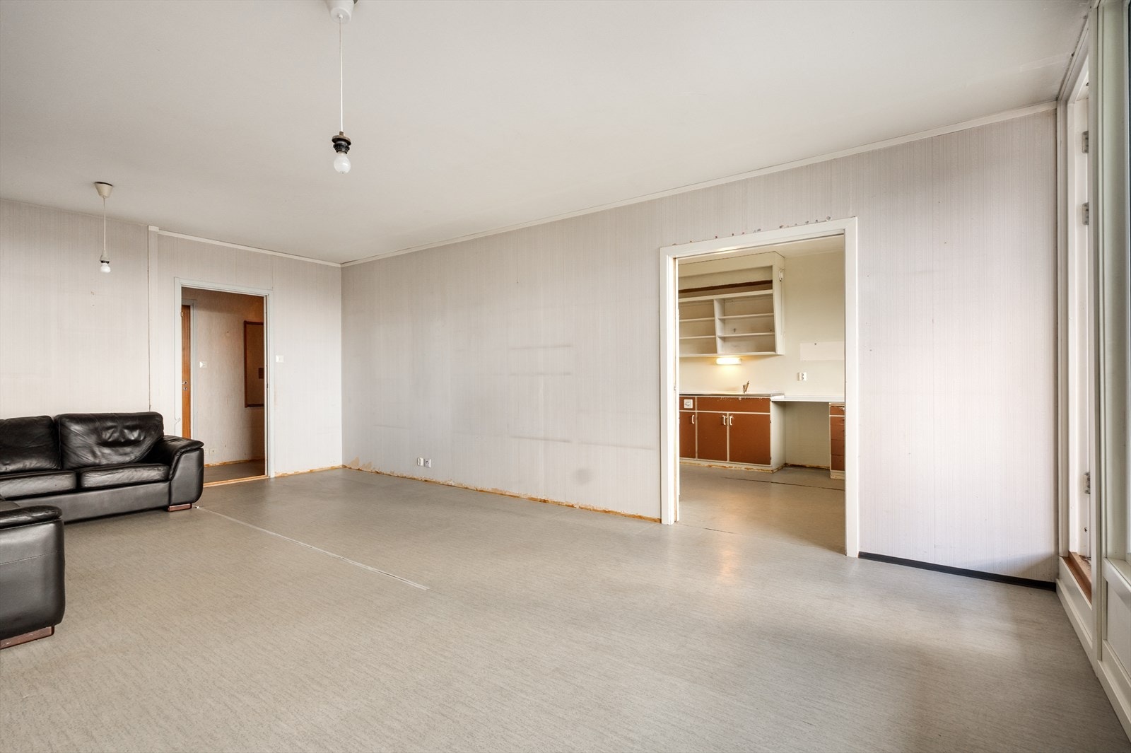 Leiligheten har eldre standard og kvaliteter Galleribilde
