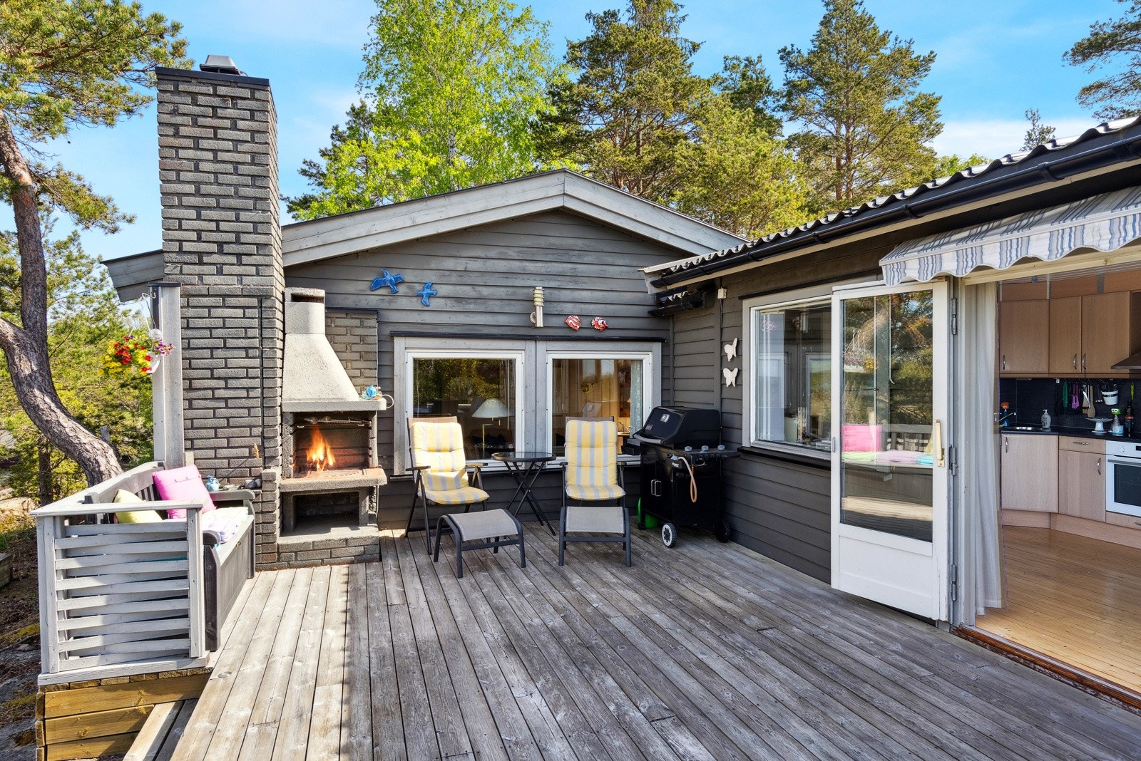 Terrassen er et perfekt sted for sommermiddager Galleribilde