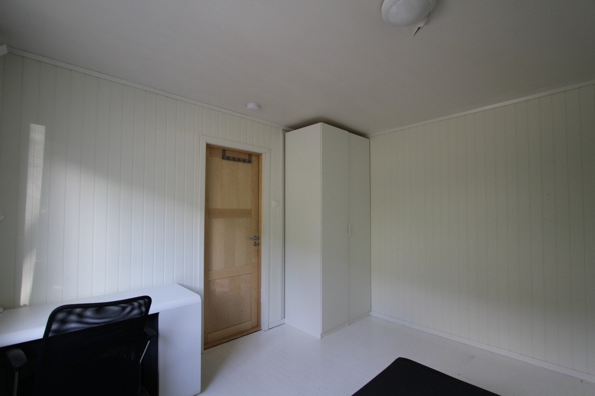 Hybel E - ca 10m2 - pr mnd - UTLEID Galleribilde