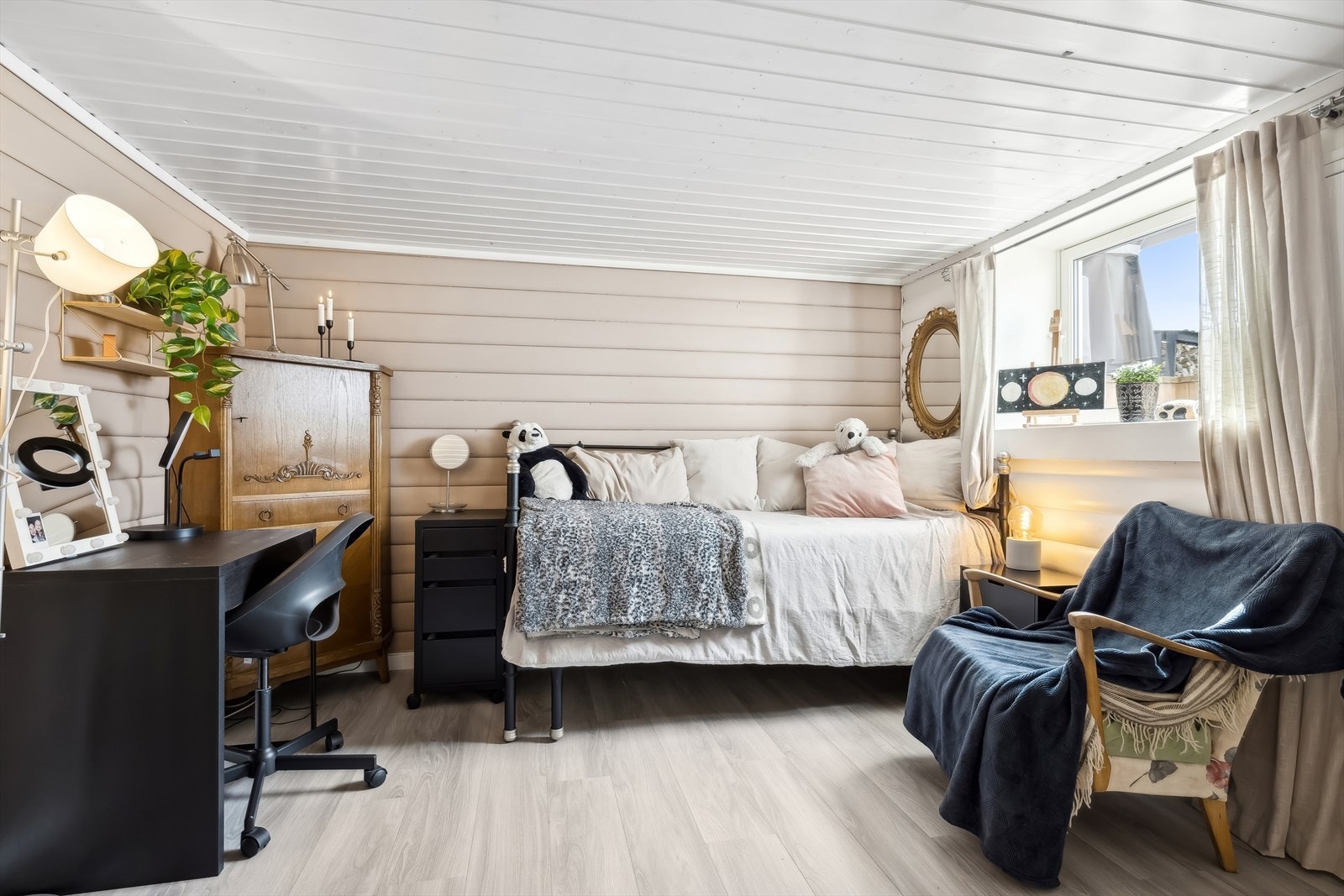 Rommet i kjelleren en godkjent som soverom ( 13.12.2024). Galleribilde