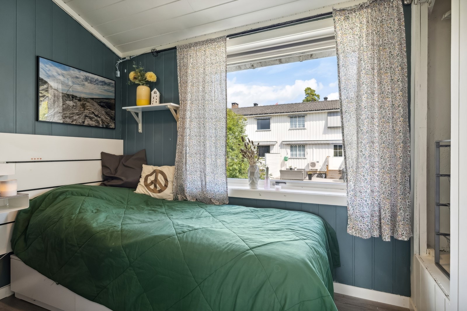 Soverom II med garderobe Galleribilde