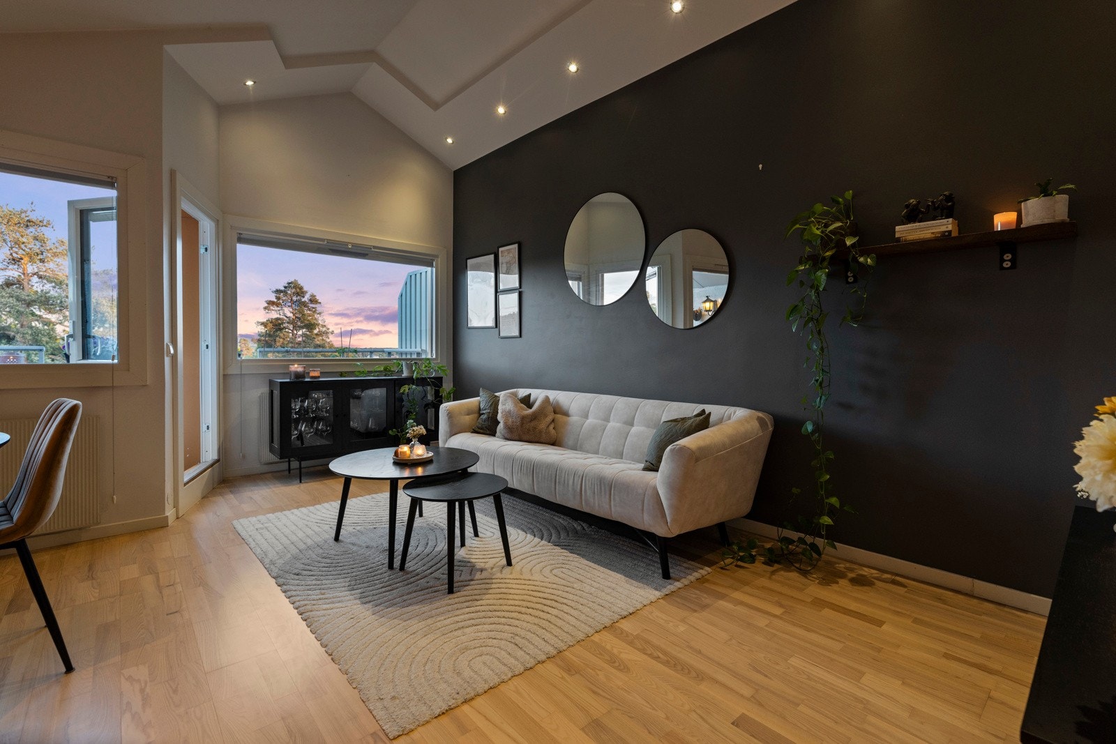 PrivatMegleren Infinita ved Anders Holland-Hverven har gleden av å presentere Kampheimveien 26B! Galleribilde