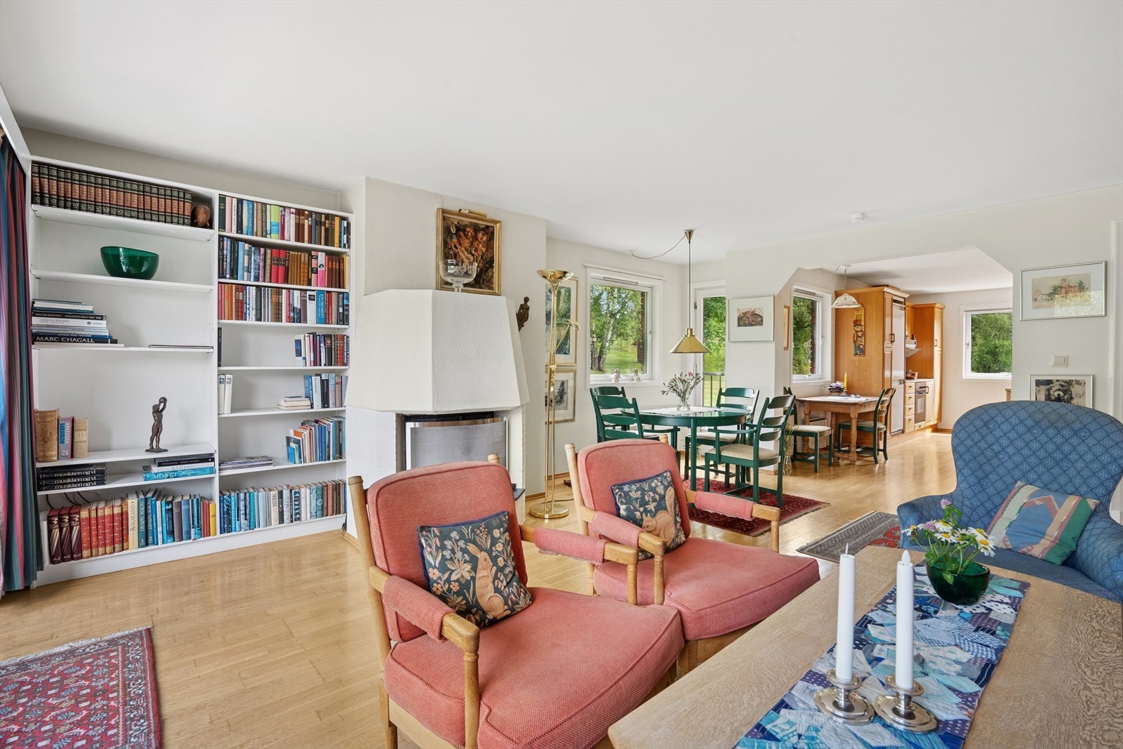 Fra stuen har du også tilgang til en fransk balkong. Galleribilde