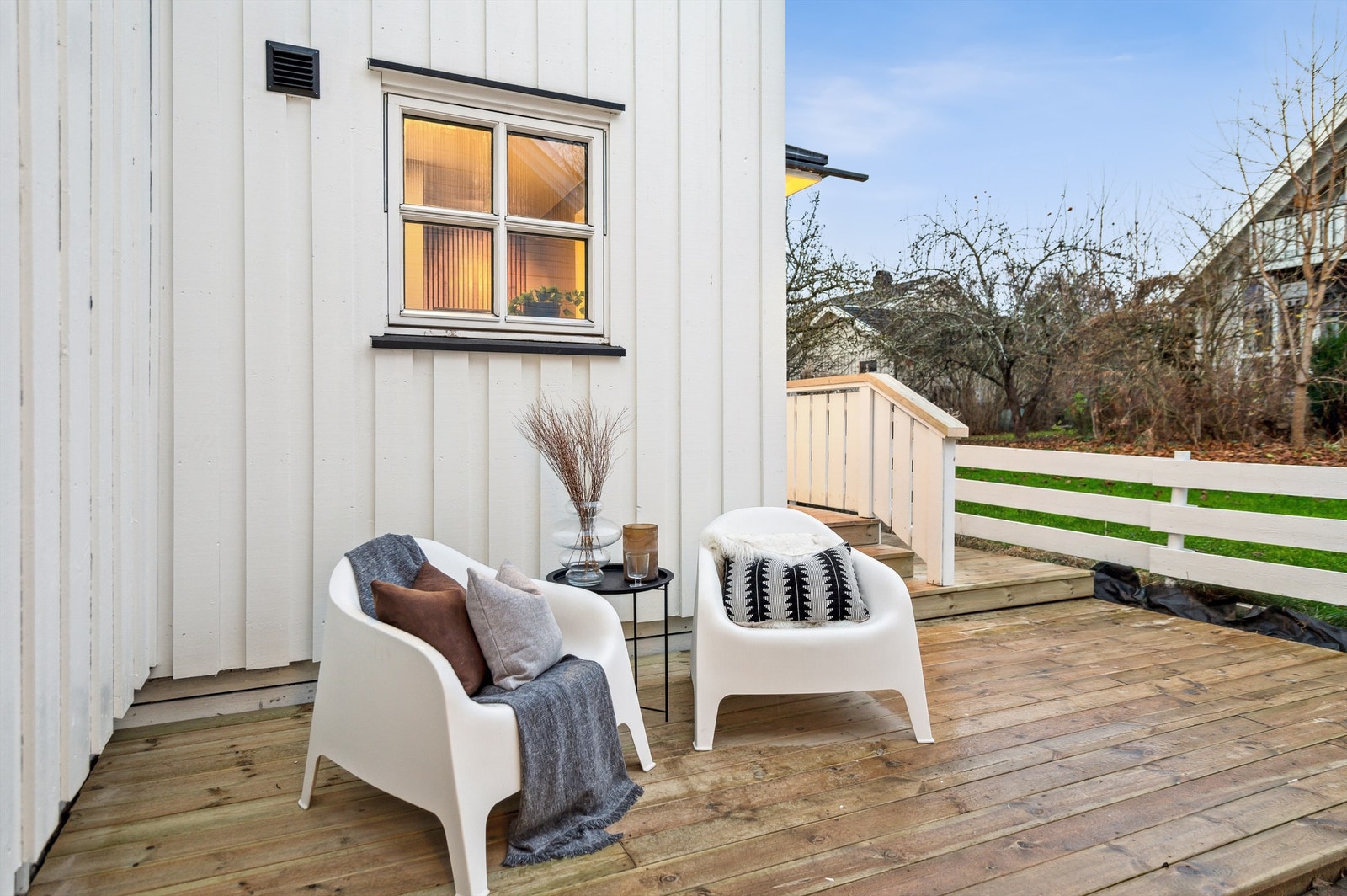 Platting mot øst på 29m² - perfekt for morgenkaffen eller hyggelig velkomst. Galleribilde