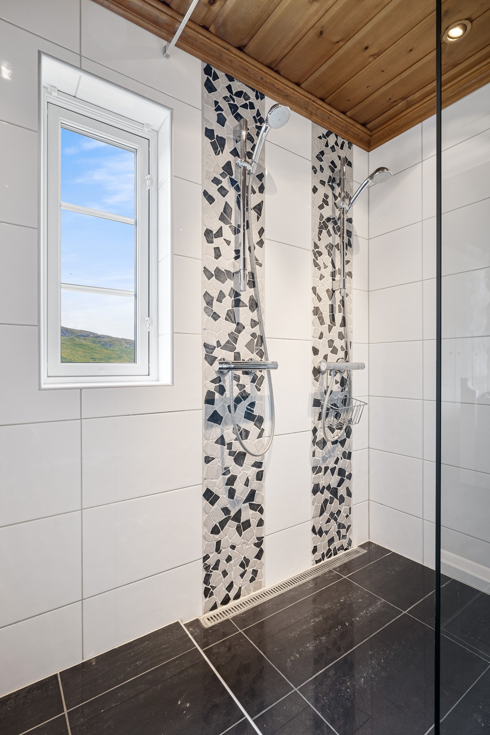 og dobbeldusj. Galleribilde