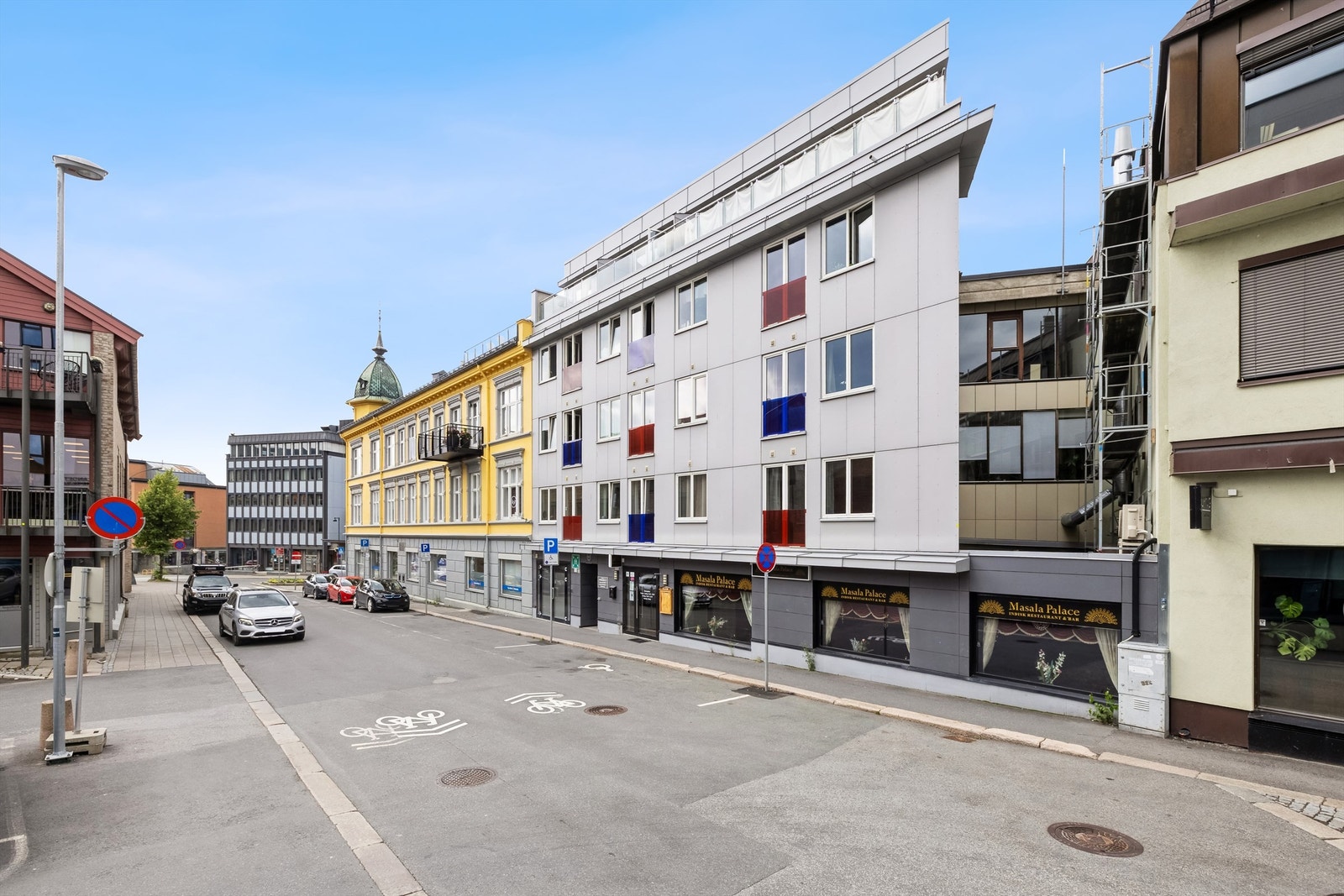 Dette er en 2-roms leilighet i 2. etasje. Galleribilde