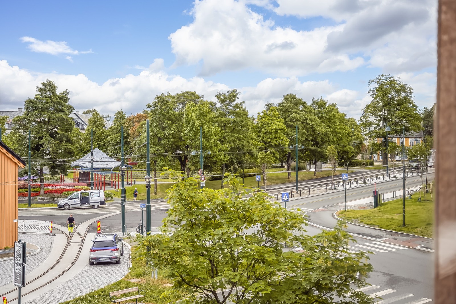 I Ila bor man sentralt til alt som Trondheim sentrum har å by på. Godt kollektivtilbud med trikk og buss like ved. Galleribilde