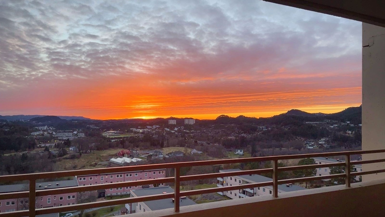 Fantastiske solnedganger hele året! Galleribilde