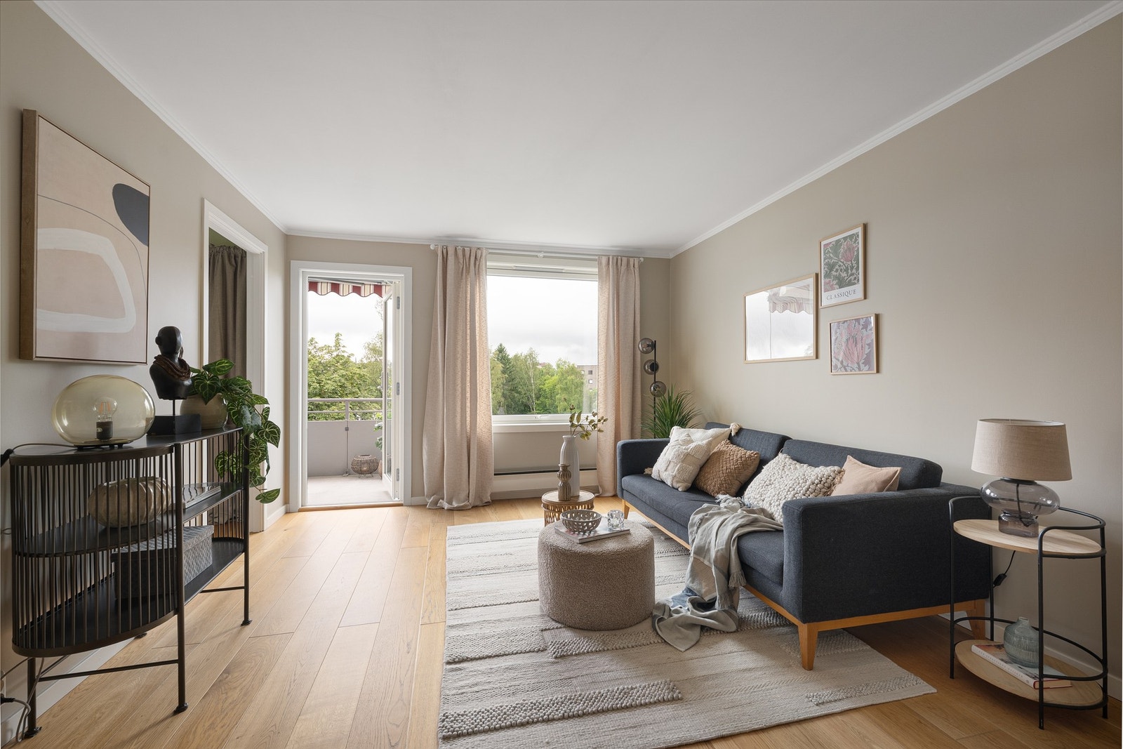 Velkommen til Gamle Hovsetervei 2B, presentert av Vegar Giæver v/ EIE eiendomsmegling Røa, Skøyen og Ullern. Galleribilde