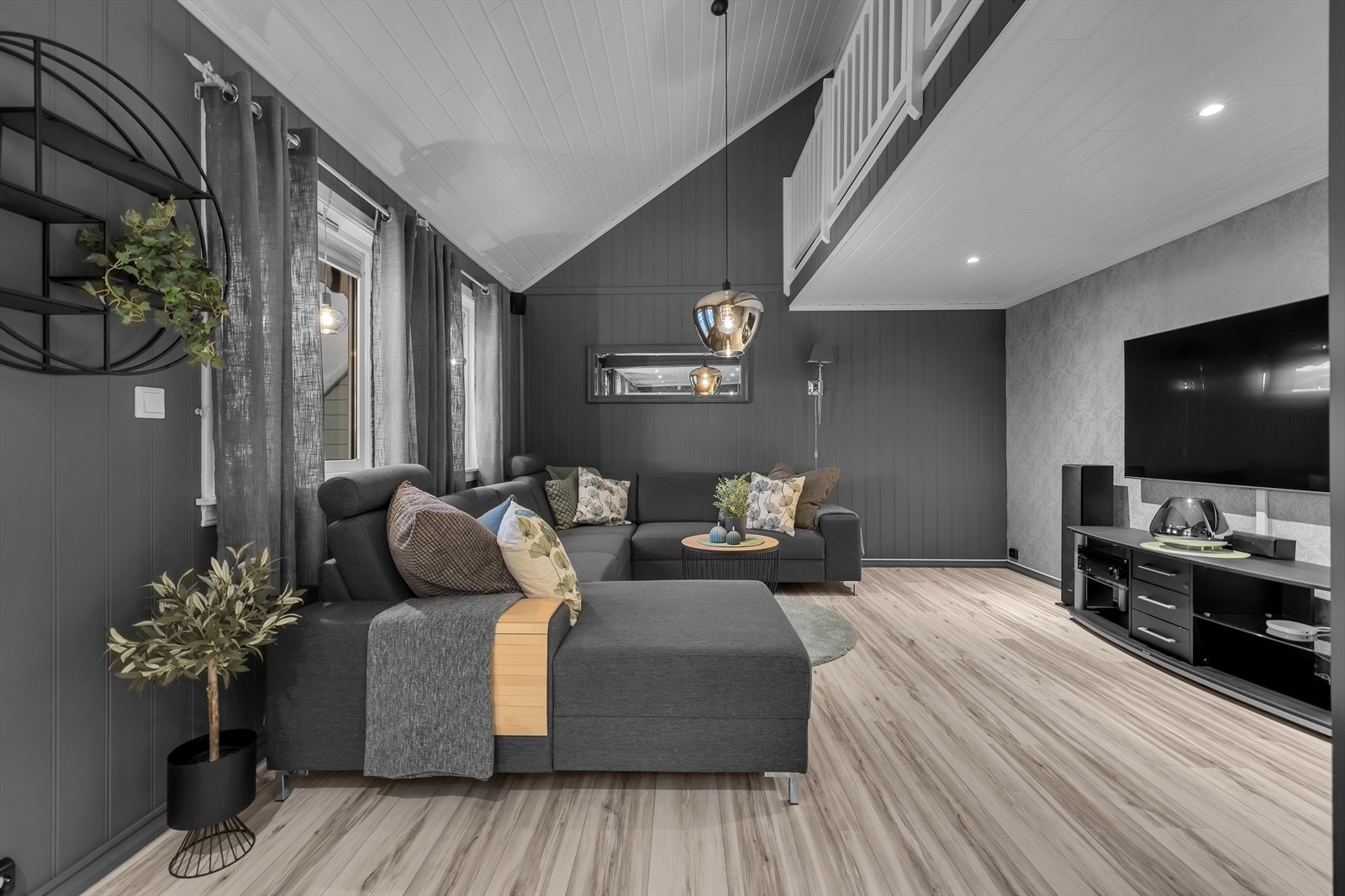 Hems etablert over stuen Galleribilde