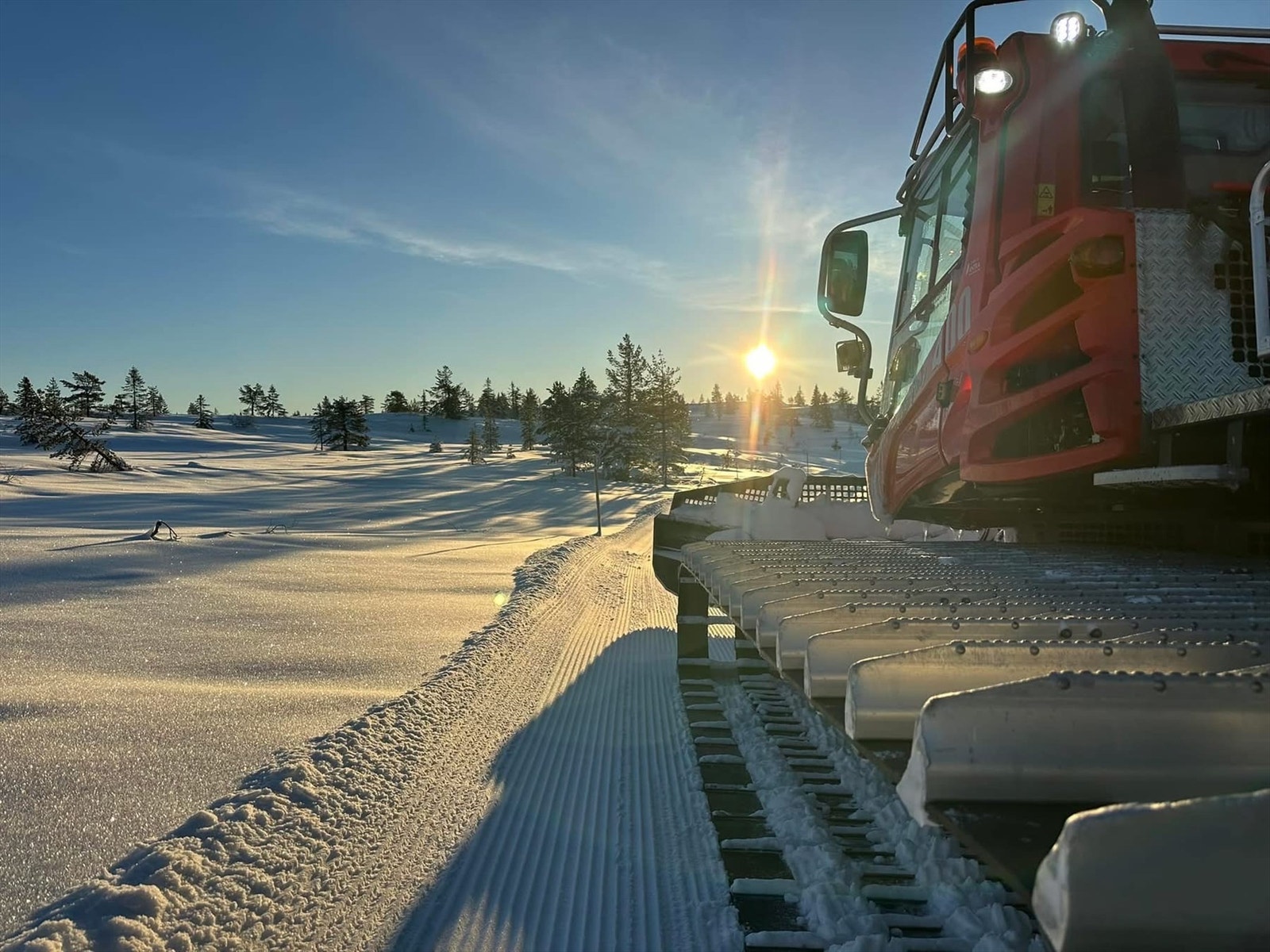 Blefjell løypeforening har 6 preppemaskiner som betjener et variert løypenett på nesten 180km. Galleribilde