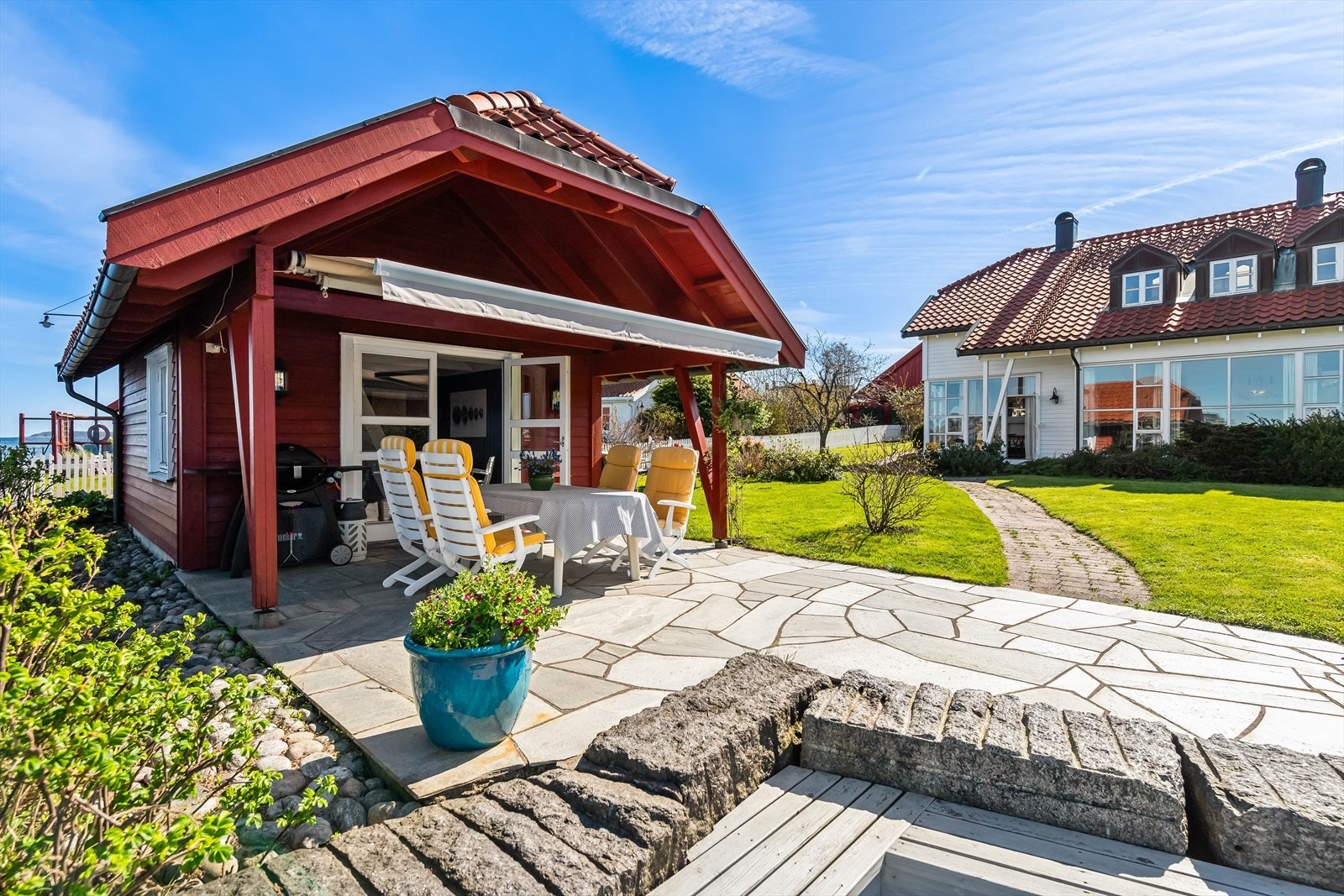 Sjøboden er på hele 20 m² Galleribilde