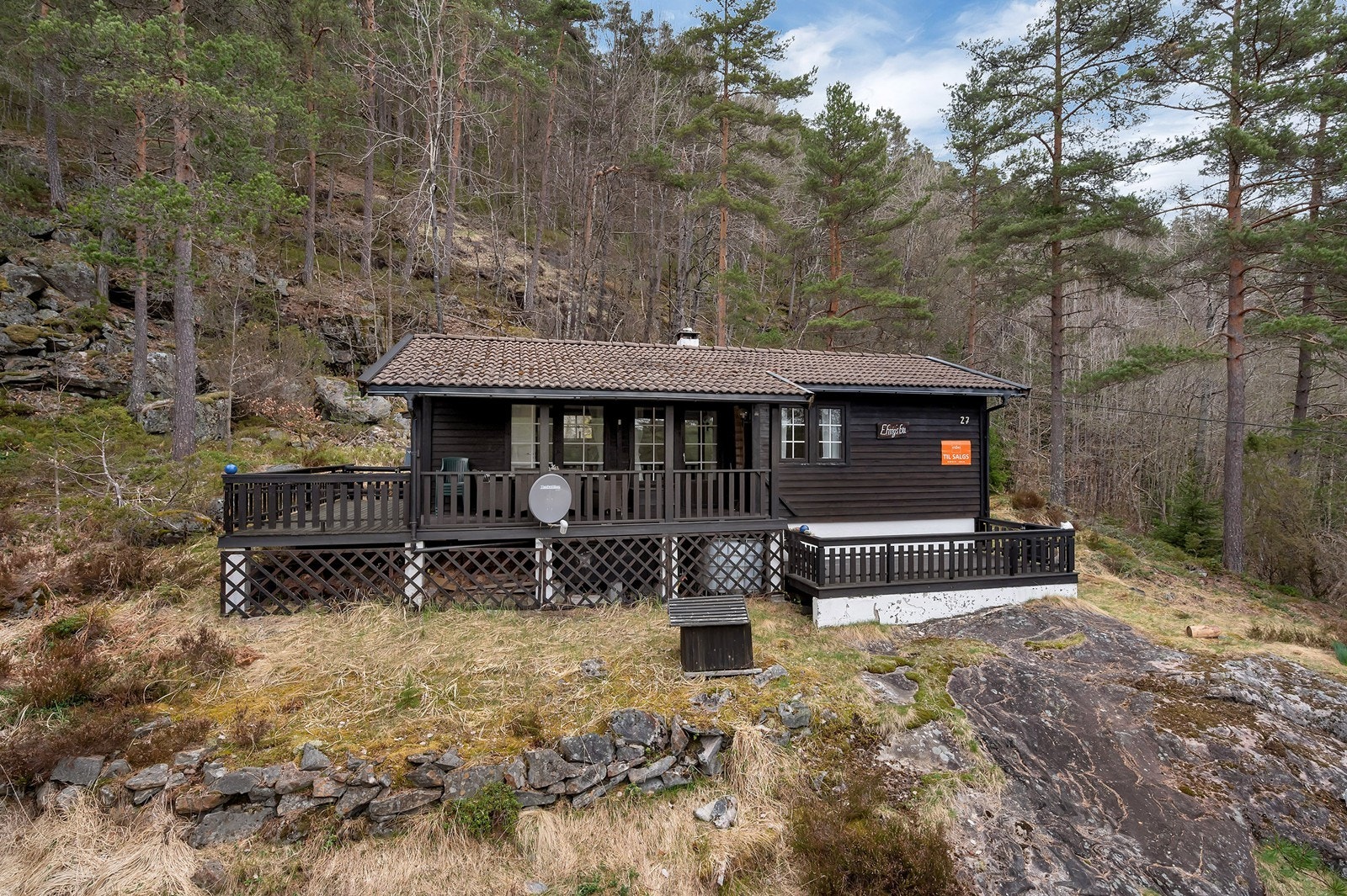 Exbo Eiendomsmegling v/ Hanne Kristine Meiholt har gleden av å presentere Mathølvegen 27! Galleribilde