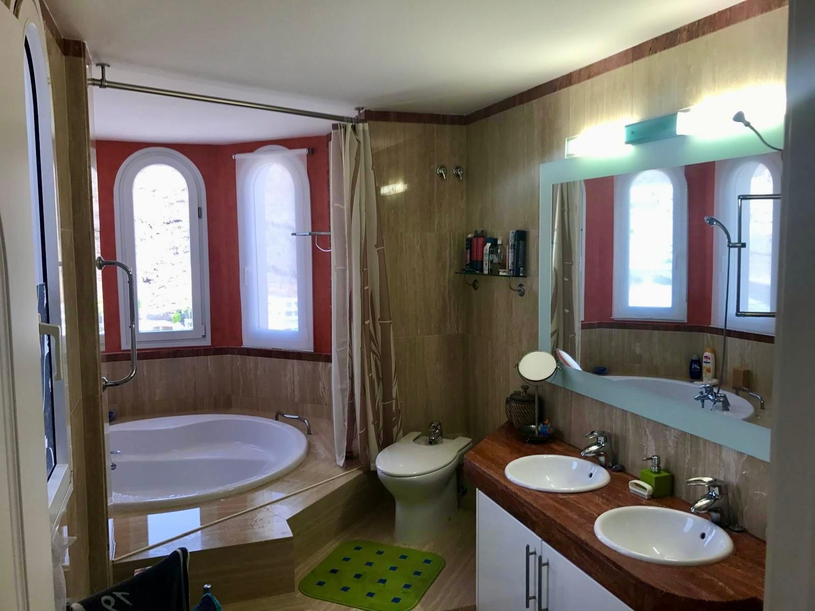 Baderom I Galleribilde