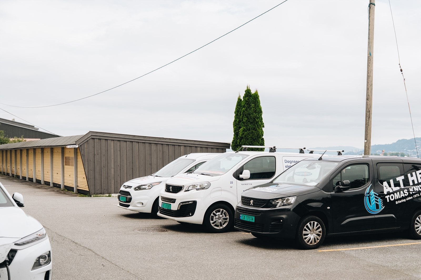 Borettslaget har 14 p-plasser og 28 garasjeplasser til utleie. Galleribilde