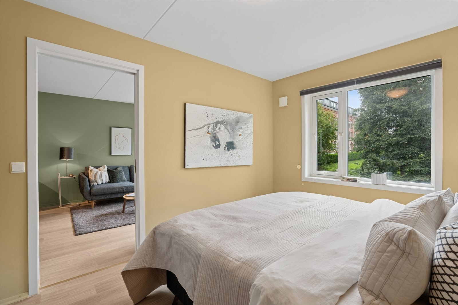 Soverommet ligger vendt ut mot et stille område. Galleribilde