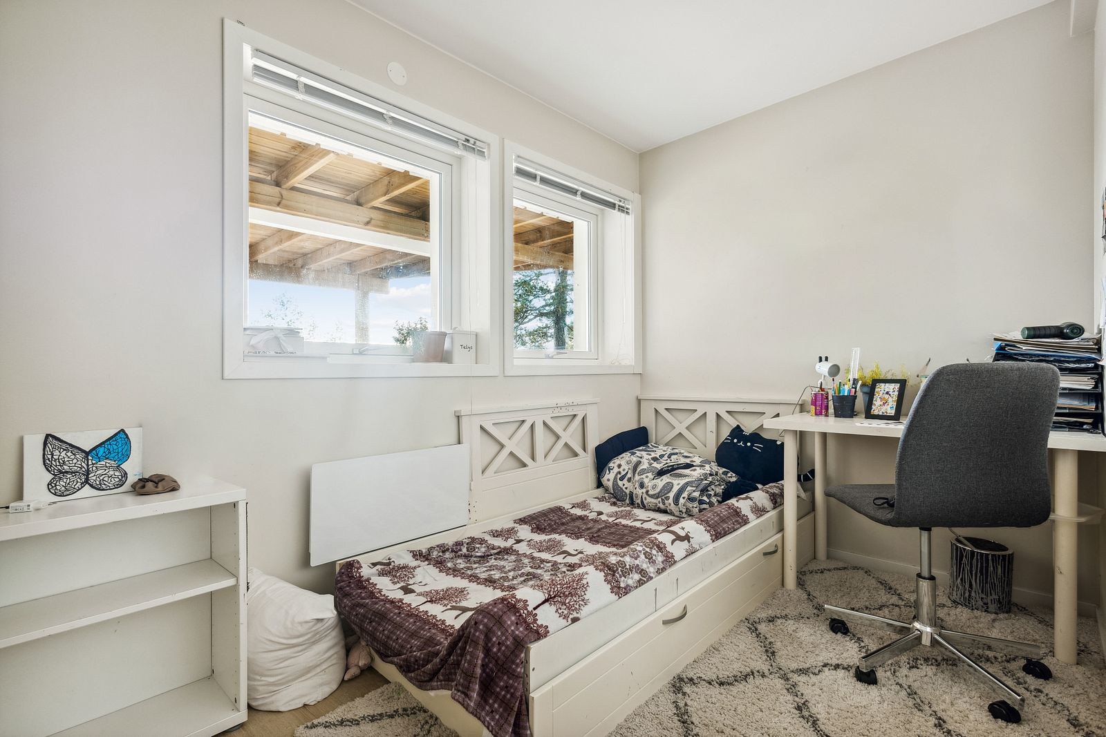 Størstedelen av underetasjen er omgjort og innredet uten byggesøknad til kommunen og er derfor ikke godkjent for varig opphold Galleribilde