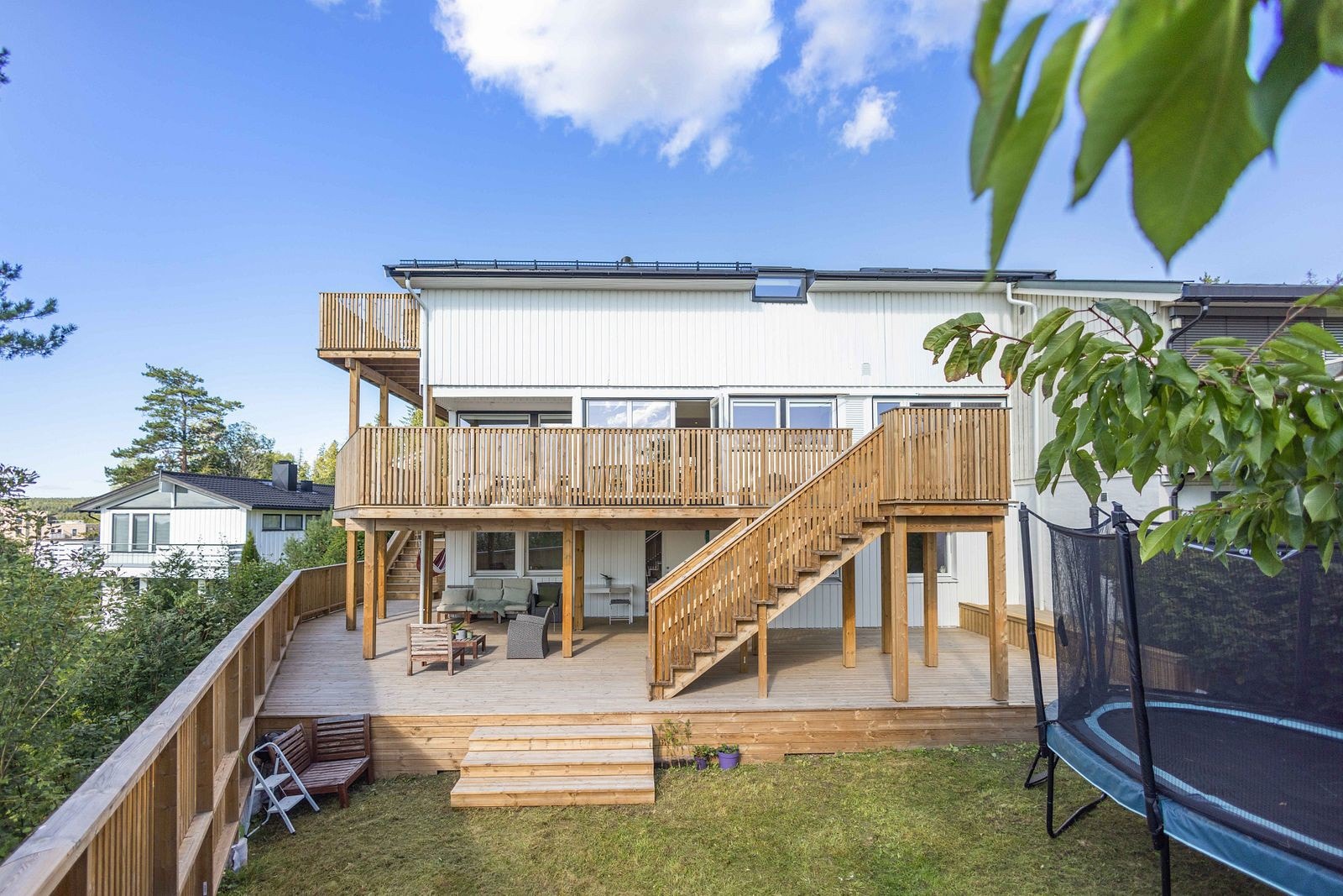 - Velkommen til Åsveien 13, en lekker familiebolig med fantastisk utsikt - Galleribilde