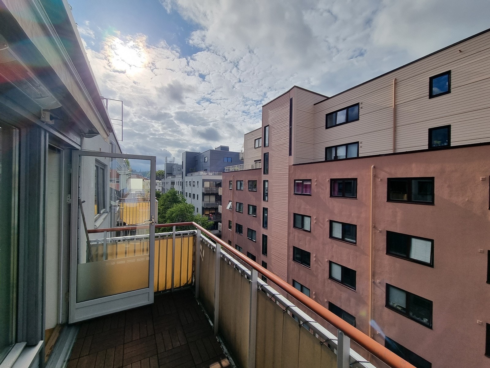 Utsiktsbilde fra balkong. Galleribilde